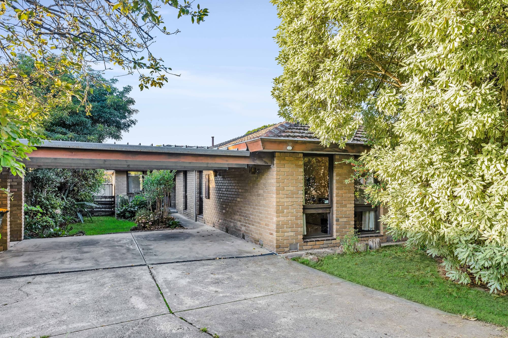 3 Eden Court, Forest Hill - Thumbnail 2