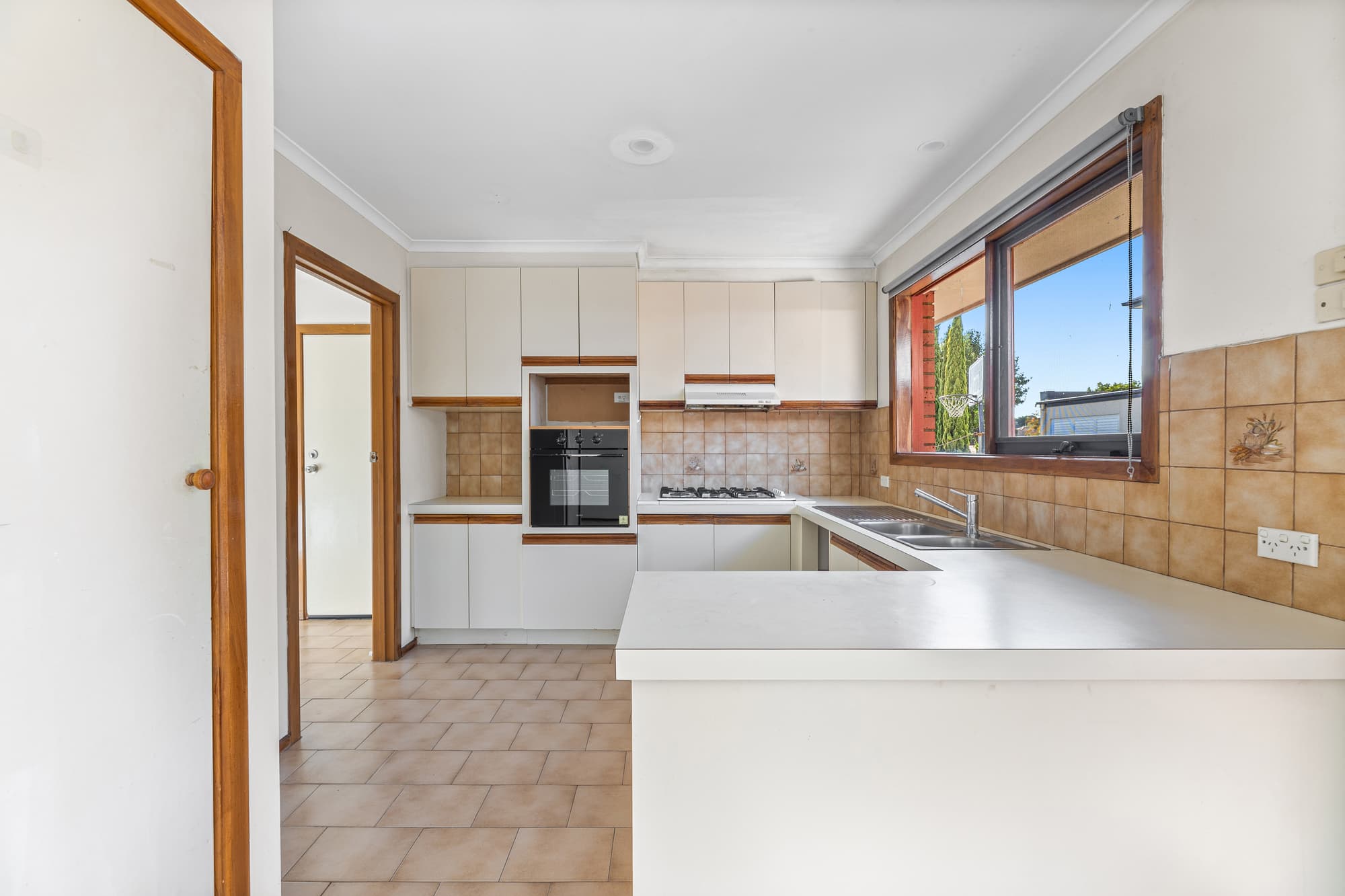 3 Landale Street, Box Hill - Thumbnail 5