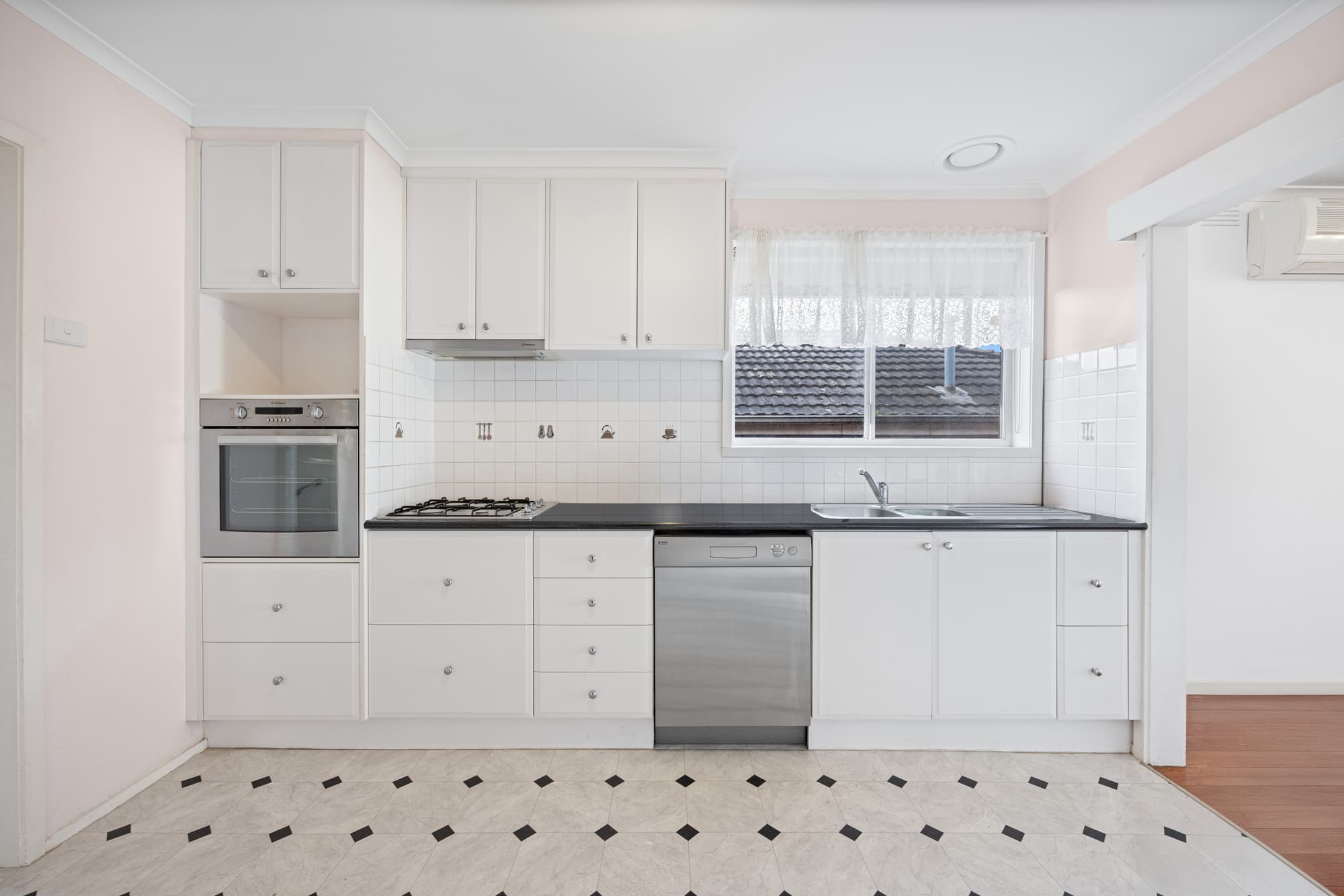 1/39 Percy Street, Mitcham - Thumbnail 5