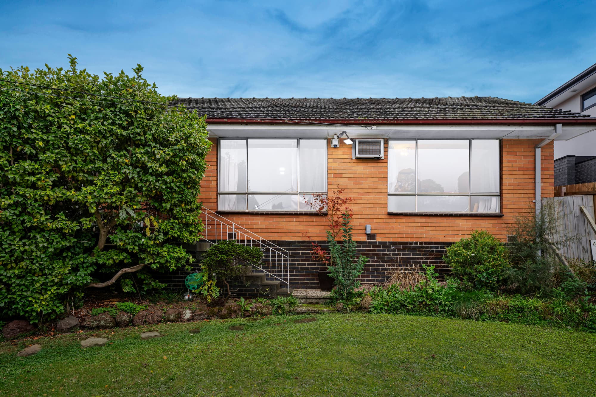13 Kneale Drive, Box Hill North - Thumbnail 2