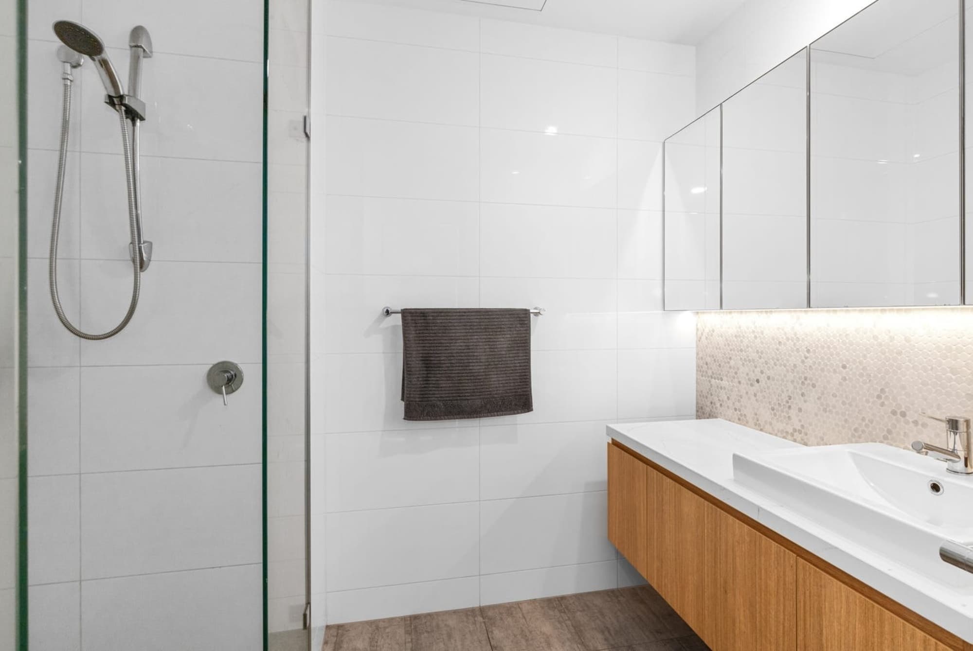 1704/850 Whitehorse Road, Box Hill - Thumbnail 6