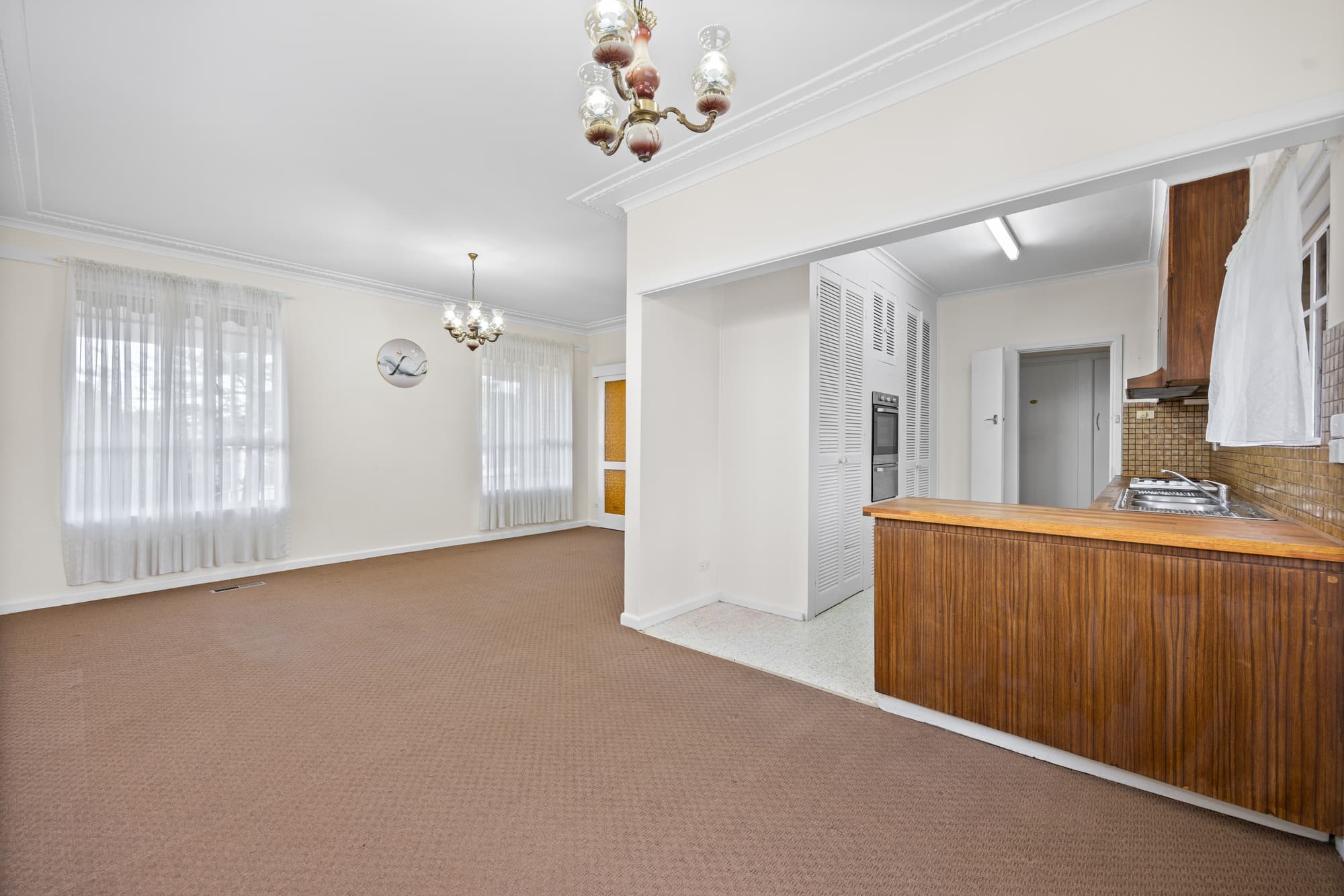 140 Dorking Road, Box Hill North - Thumbnail 5