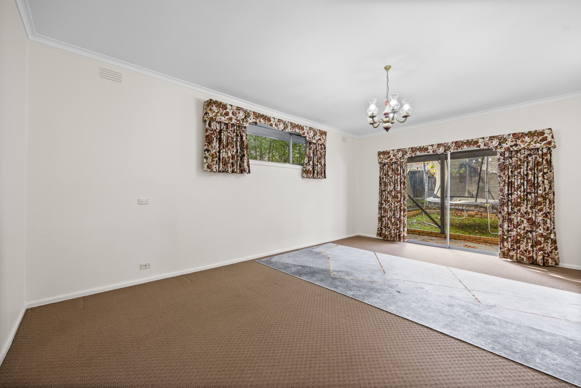 140 Dorking Road, Box Hill North - Thumbnail 3