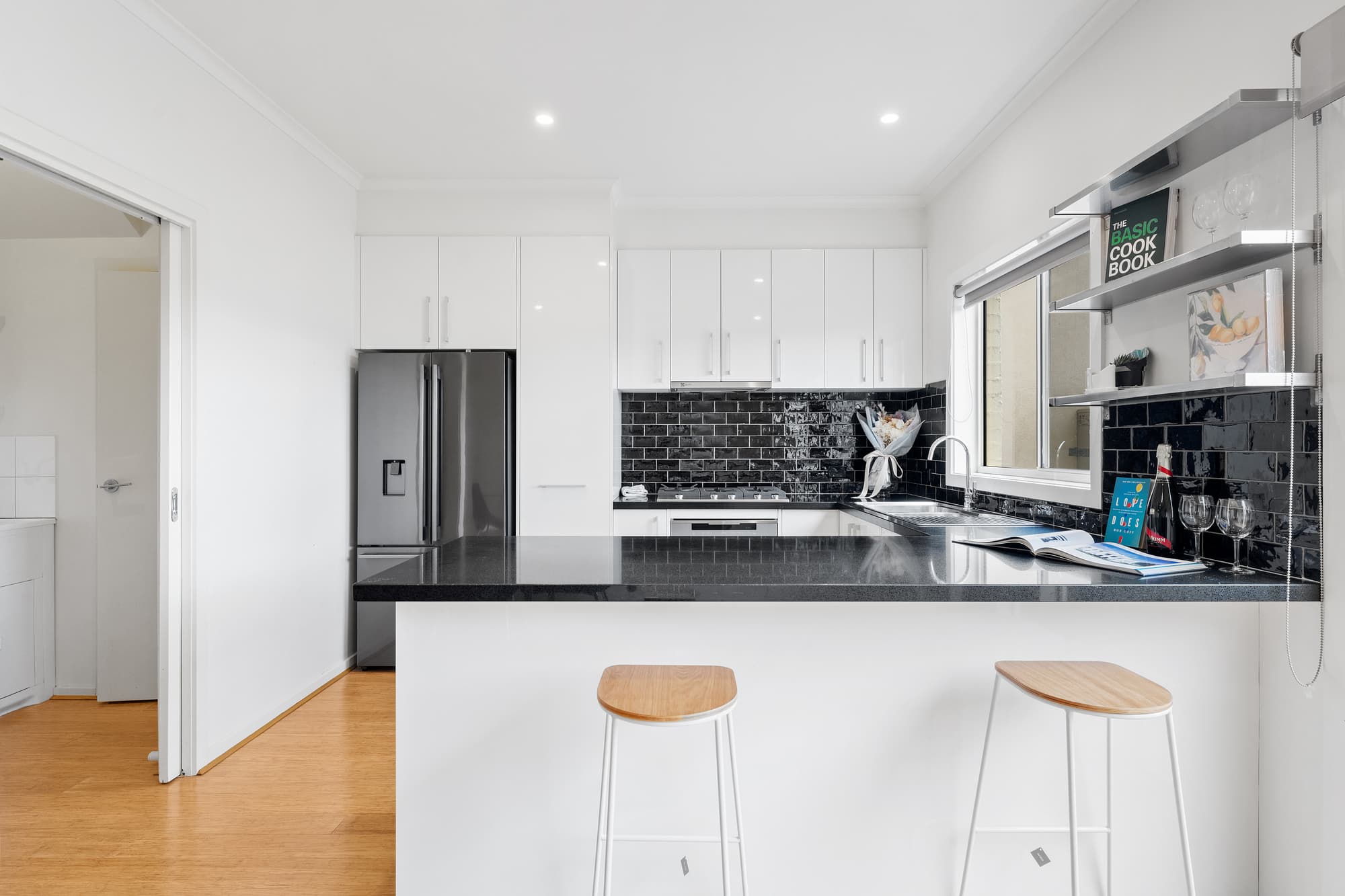 18 Scarborough Square, Mont Albert North - Thumbnail 5
