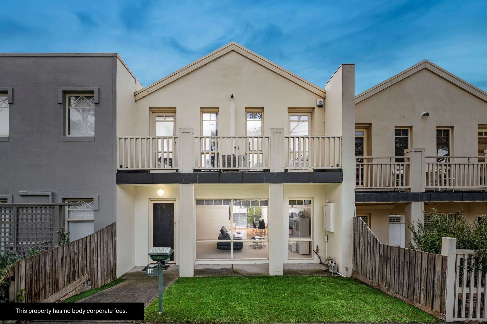 18 Scarborough Square, Mont Albert North - Image 1