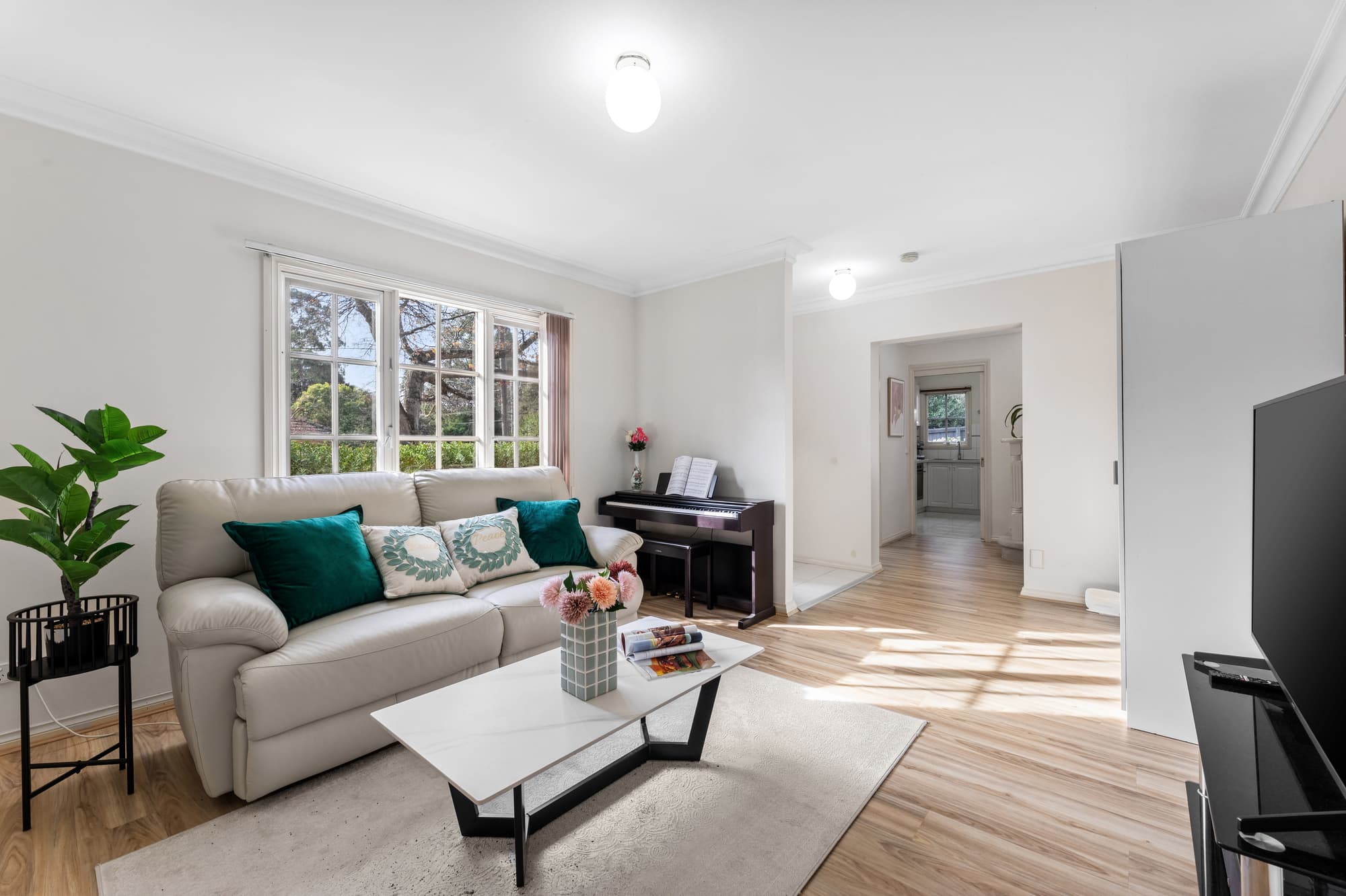 2/40 Cootamundra Crescent, Blackburn - Thumbnail 4