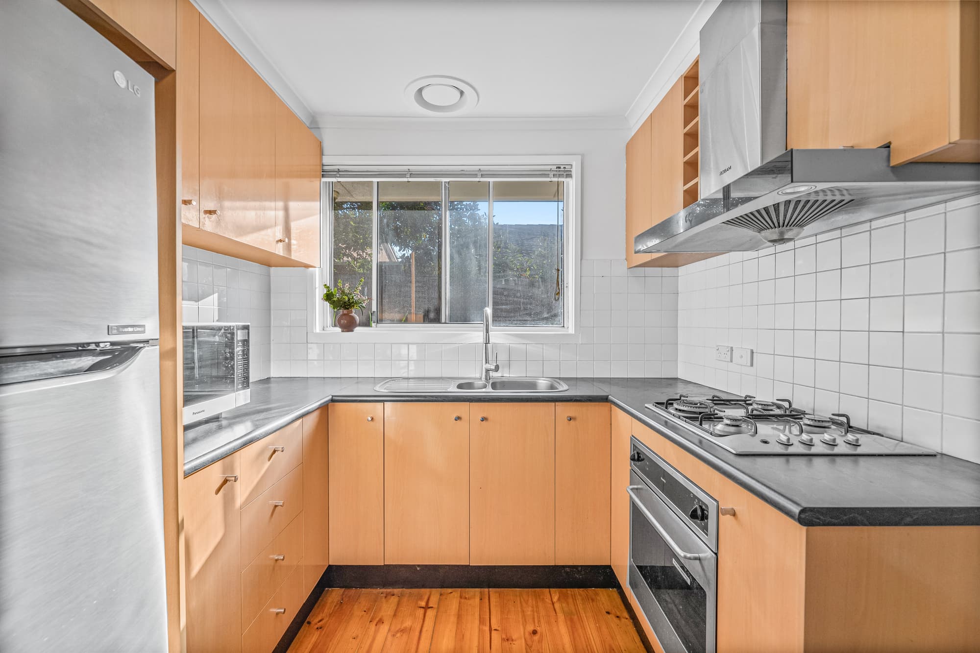 5/32 Simpsons Road, Box Hill - Thumbnail 4