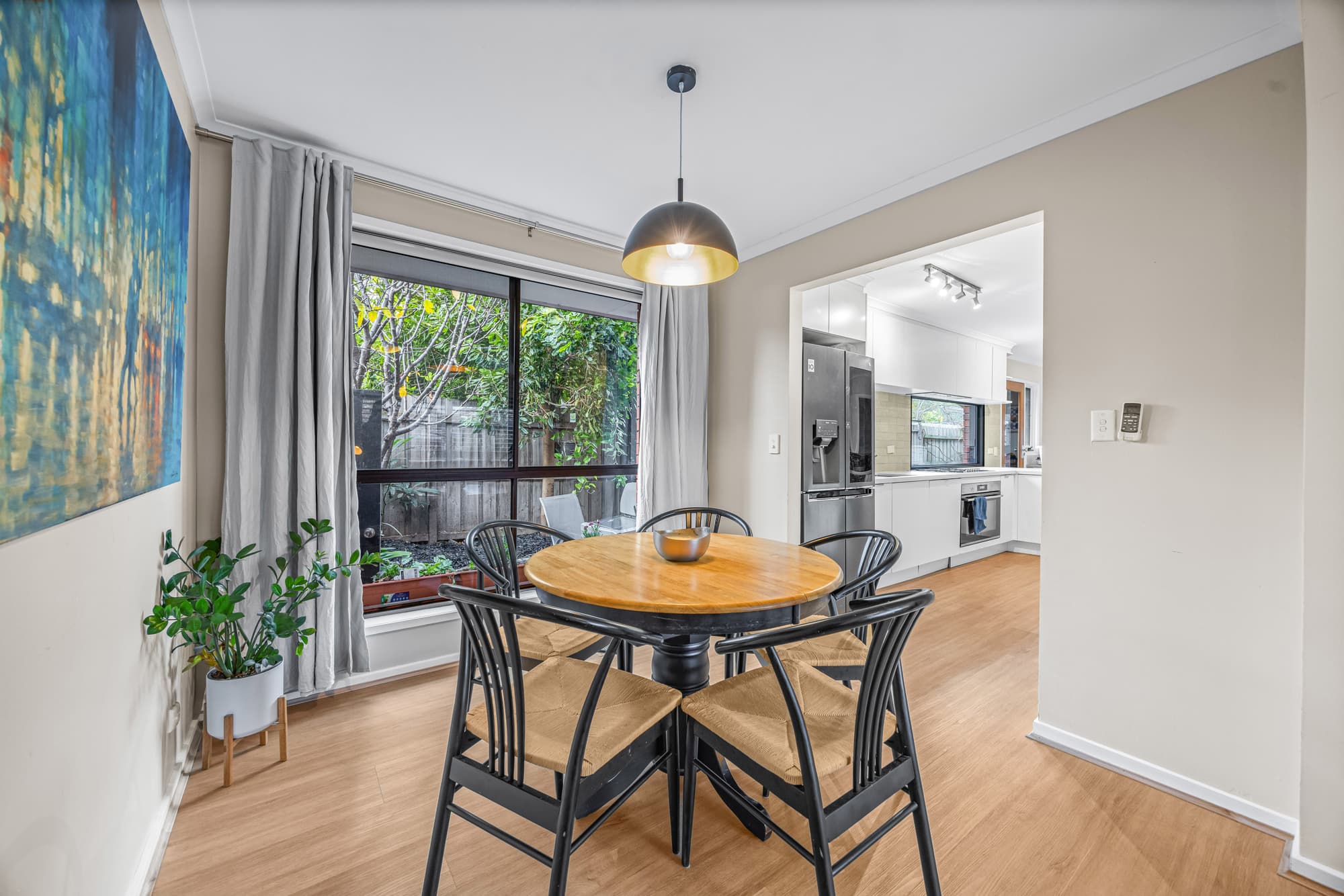 4/10 Kangerong Road, Box Hill - Thumbnail 5