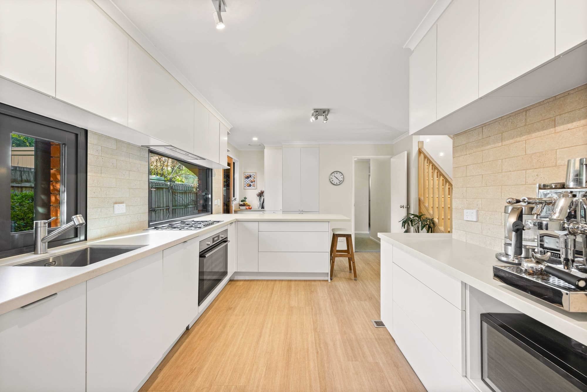 4/10 Kangerong Road, Box Hill - Thumbnail 4