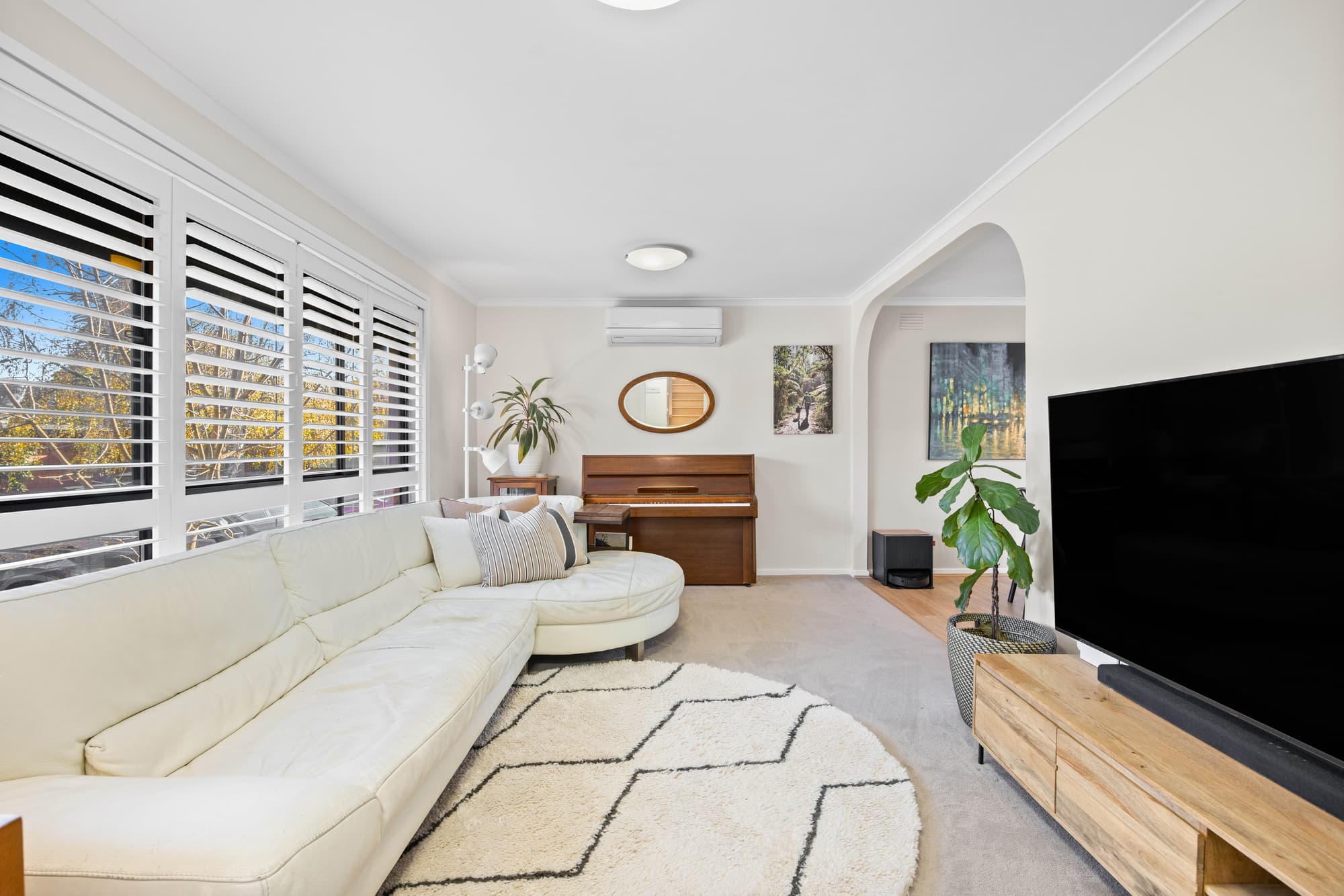 4/10 Kangerong Road, Box Hill - Thumbnail 2