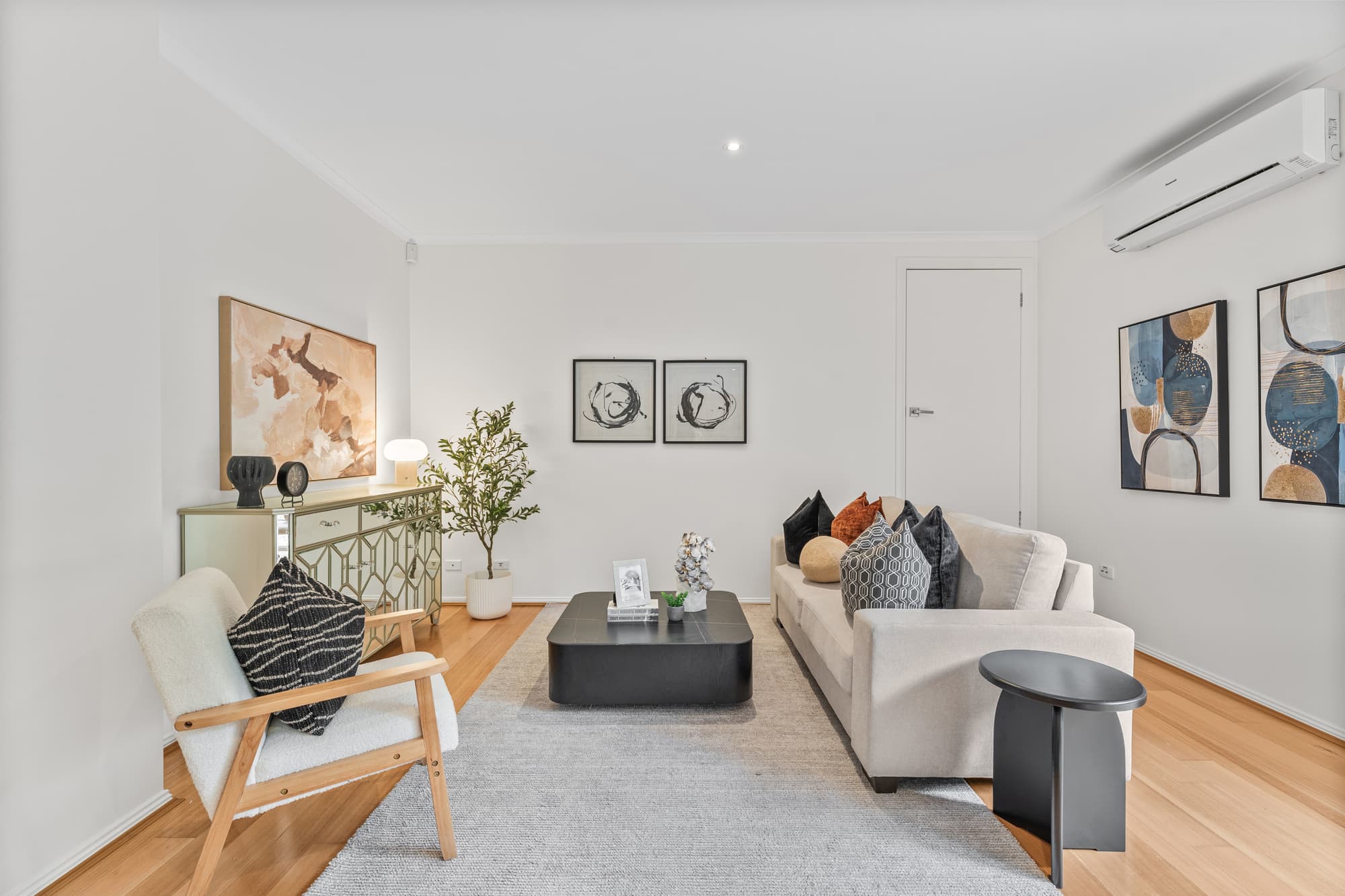 12A Ireland Avenue, Doncaster East - Thumbnail 2