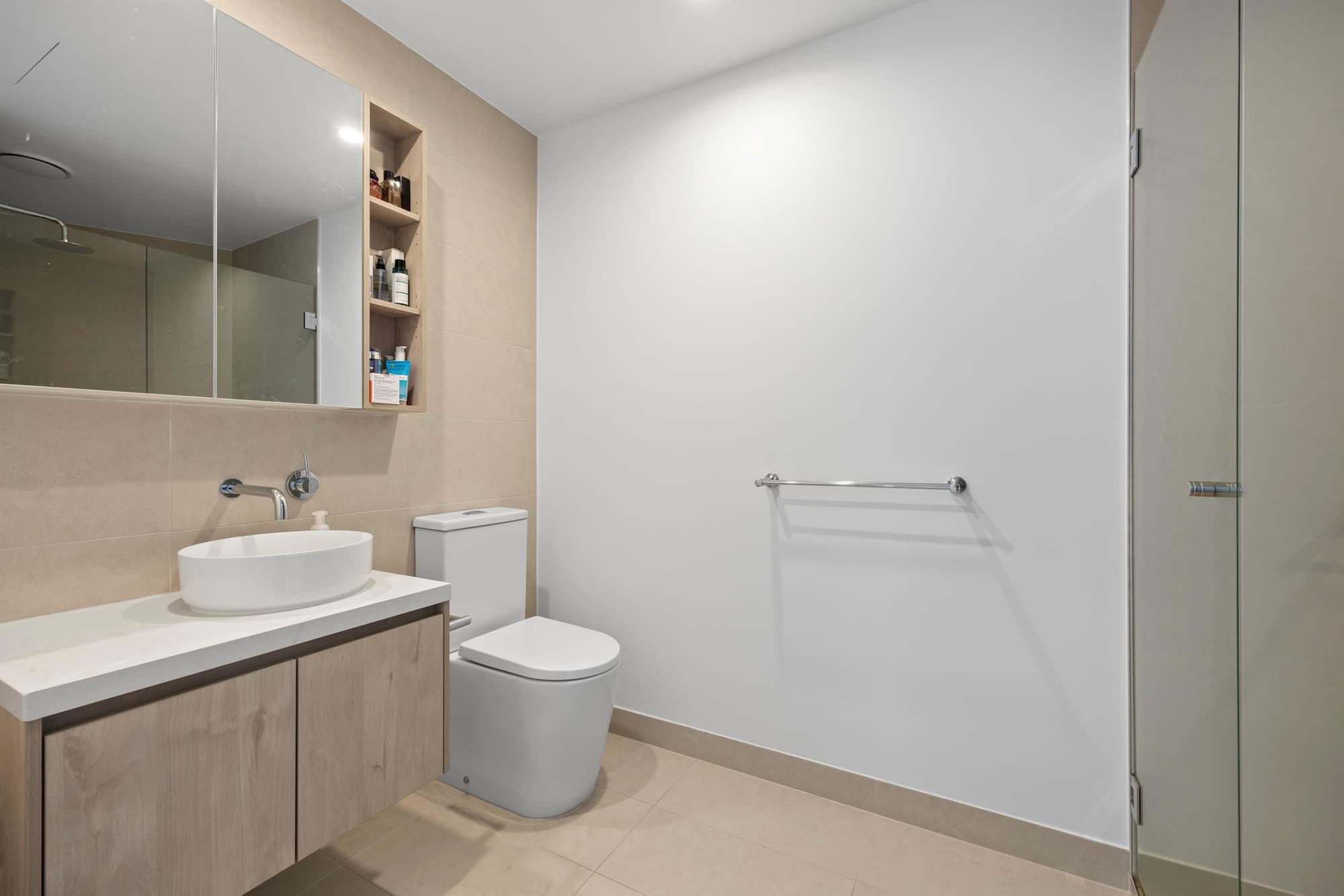 503D/168 Whitehorse Road, Blackburn - Thumbnail 5