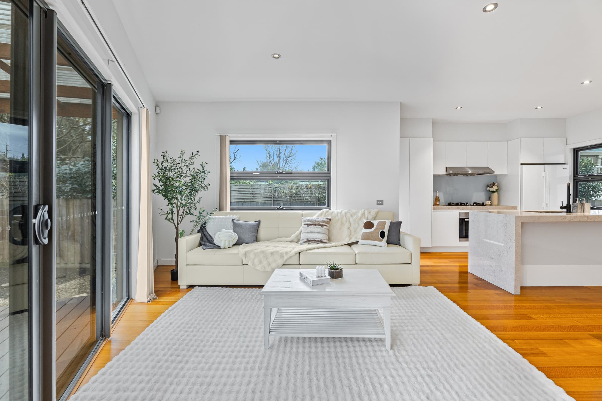 10 Kitchener Street, Box Hill South - Thumbnail 5