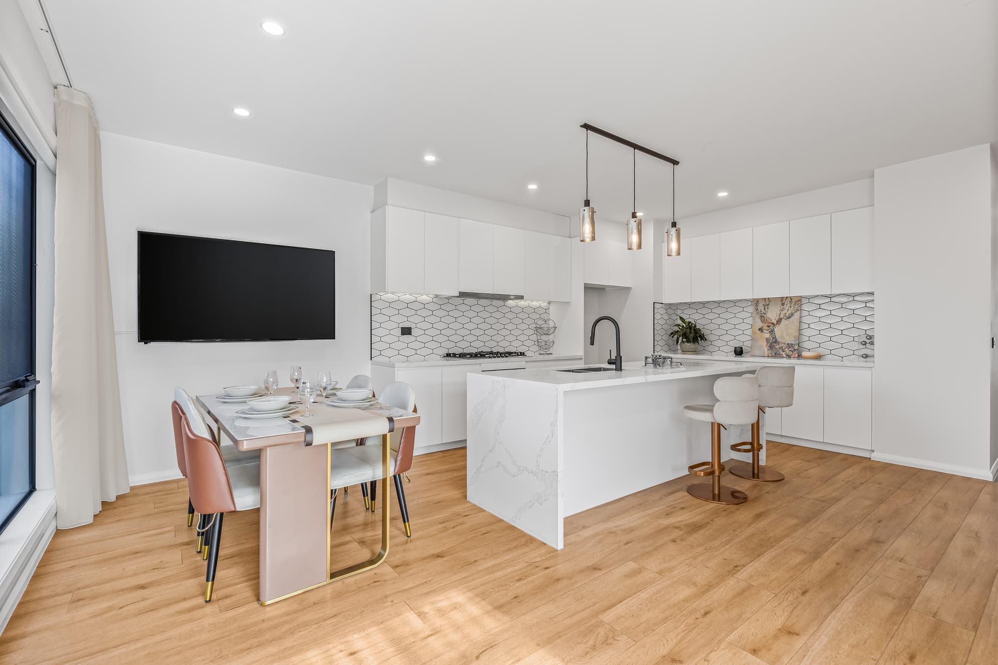 35 Loraine Avenue, Box Hill North - Thumbnail 3