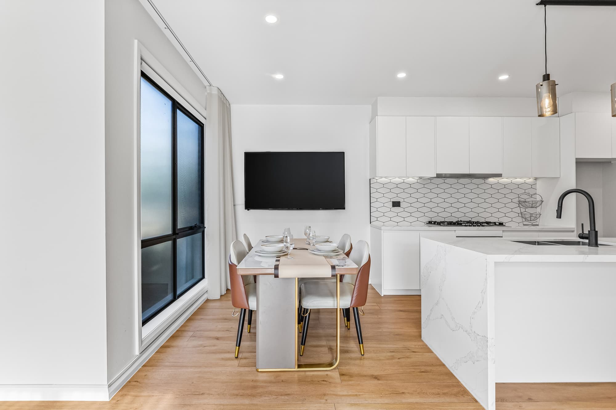 35 Loraine Avenue, Box Hill North - Thumbnail 4