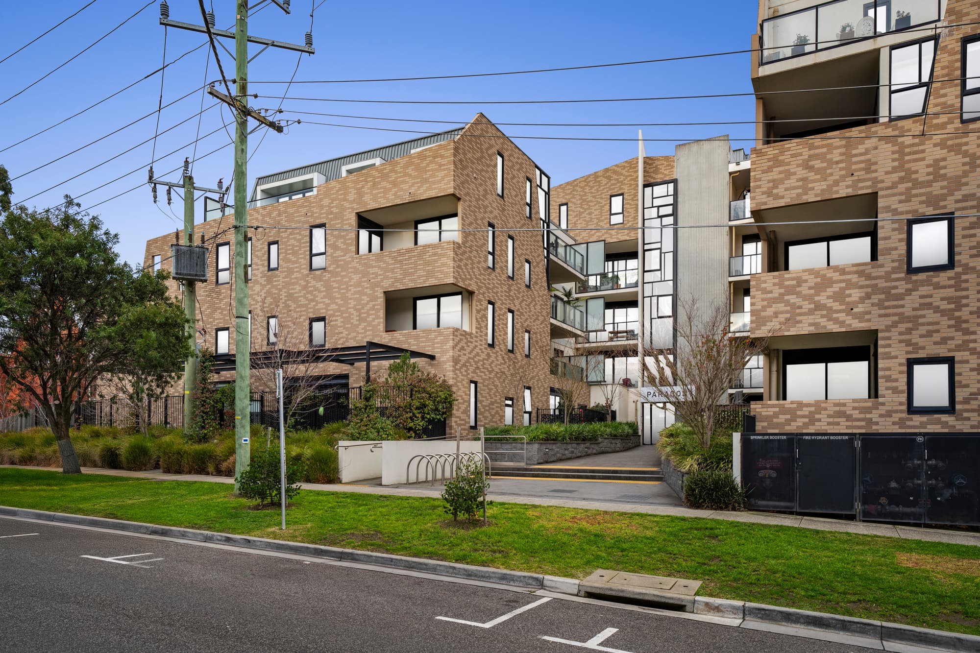 307/21 Queen Street, Blackburn - Image 1