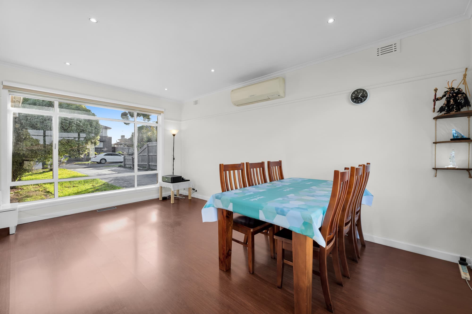 37 Longbrae Avenue, Forest Hill - Thumbnail 5