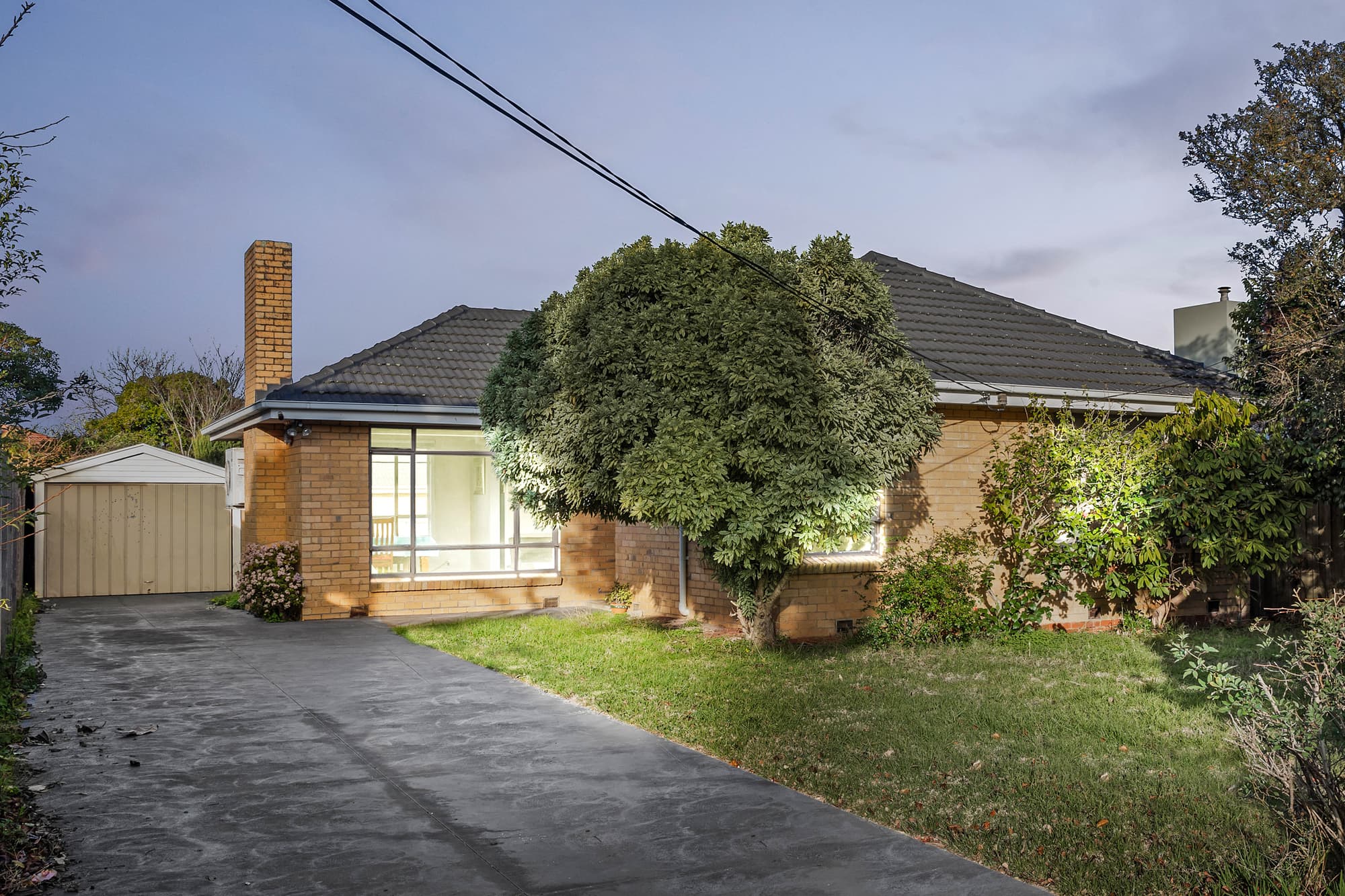 37 Longbrae Avenue, Forest Hill - Image 1