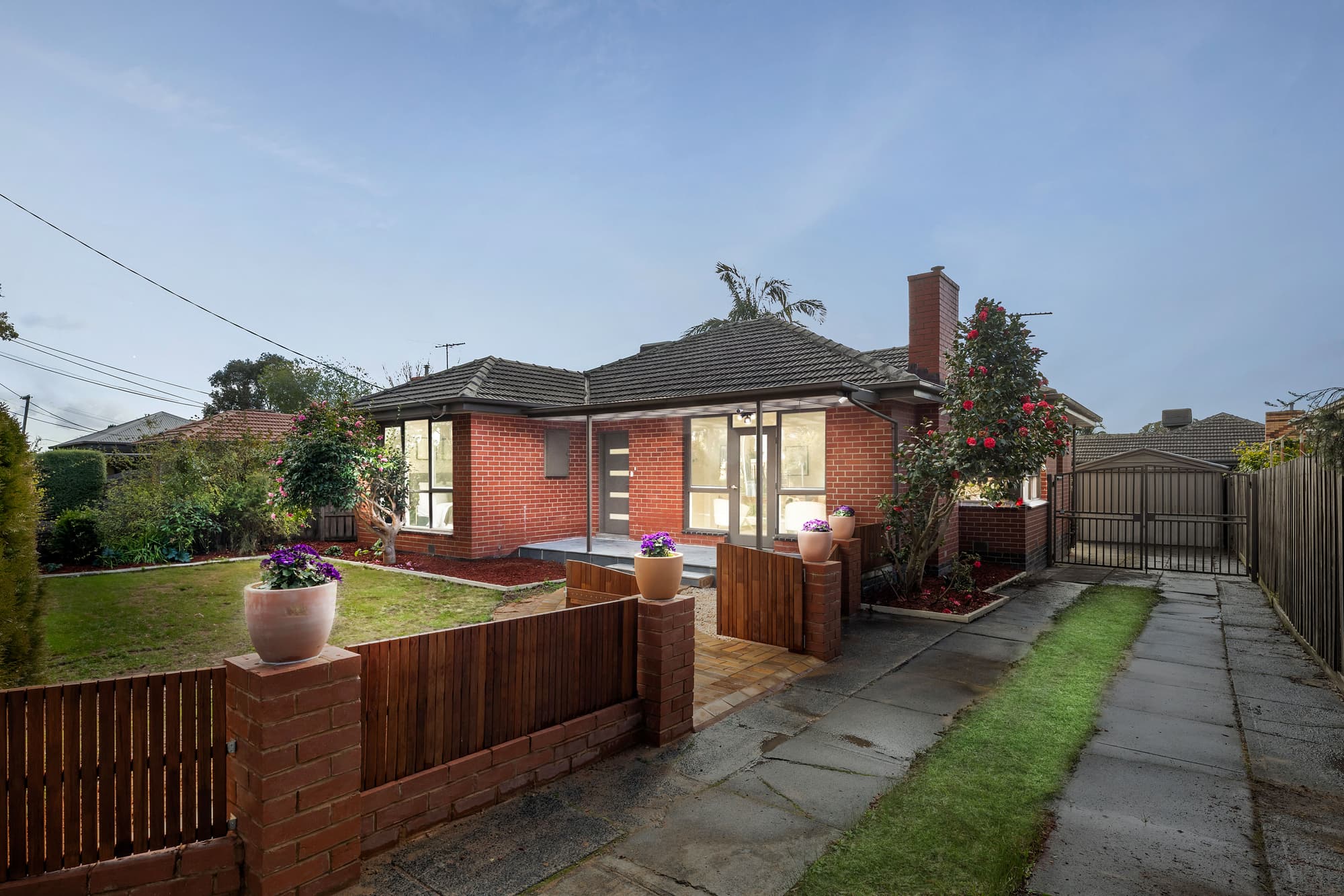 81 Hawthorn Road, Forest Hill - Image 1