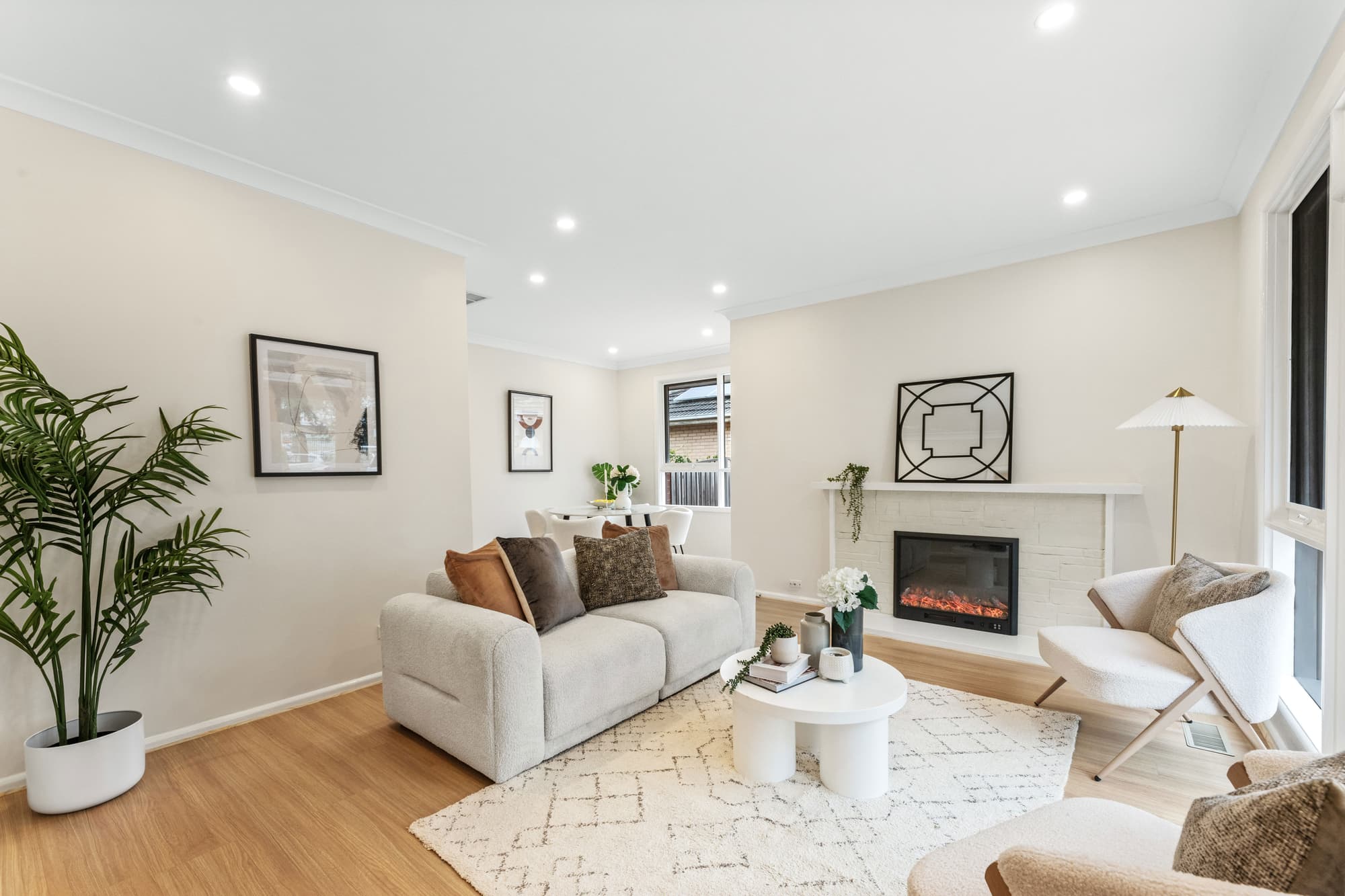 81 Hawthorn Road, Forest Hill - Thumbnail 3