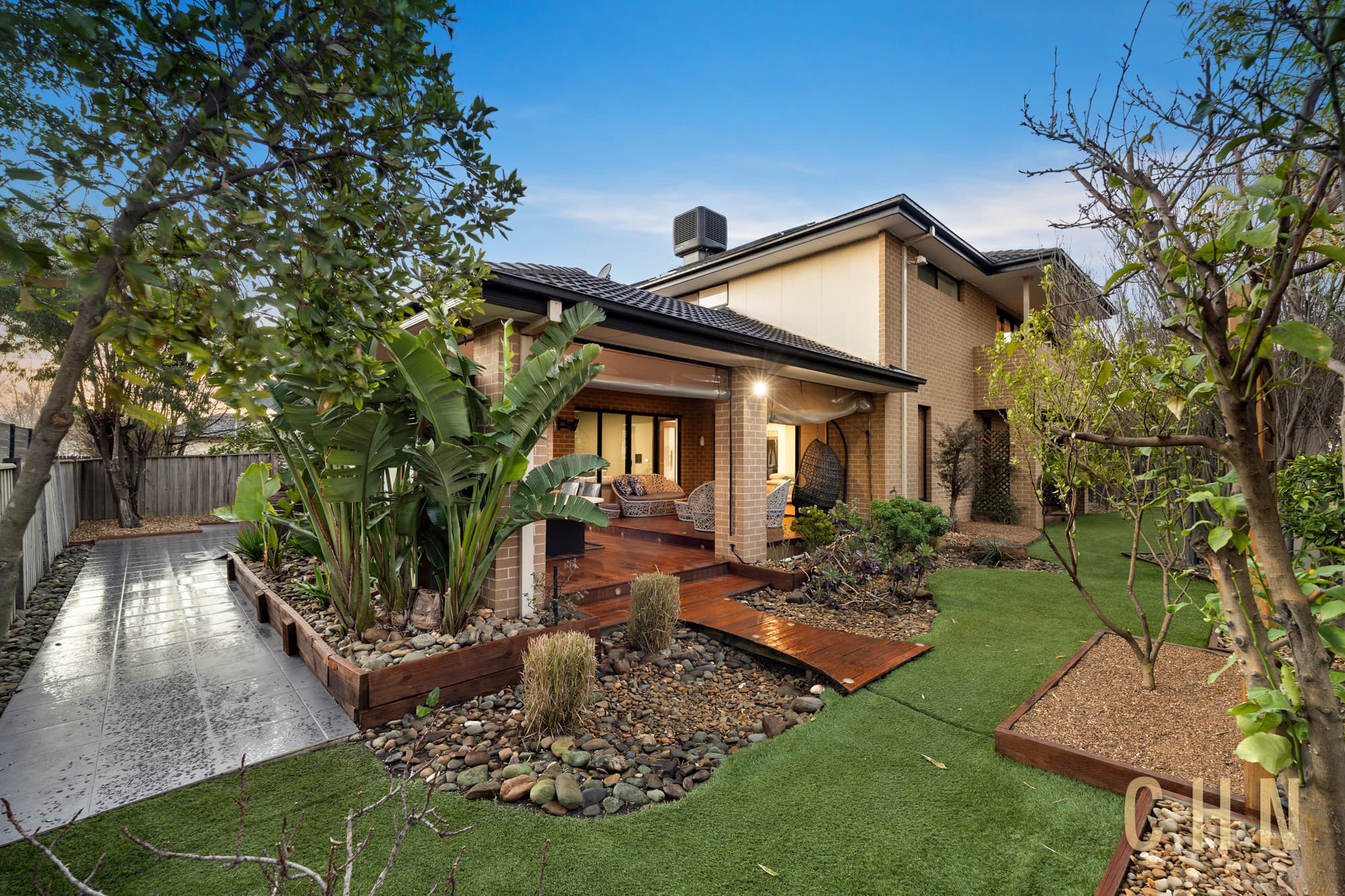 123 Middle Park Drive, Sanctuary Lakes - Image 1