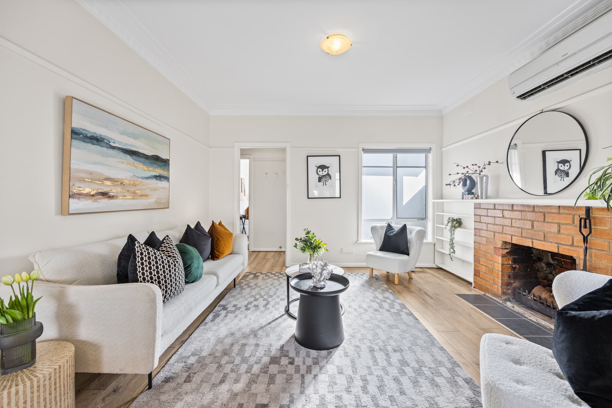 14 Kneale Drive, Box Hill North - Thumbnail 2