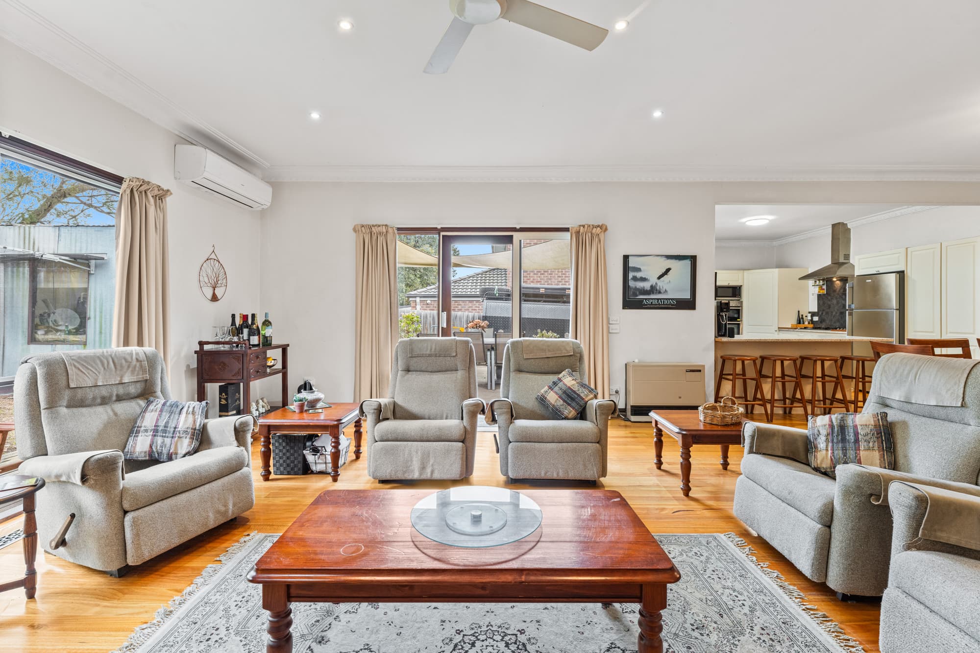 106 Woodhouse Grove, Box Hill North - Thumbnail 2