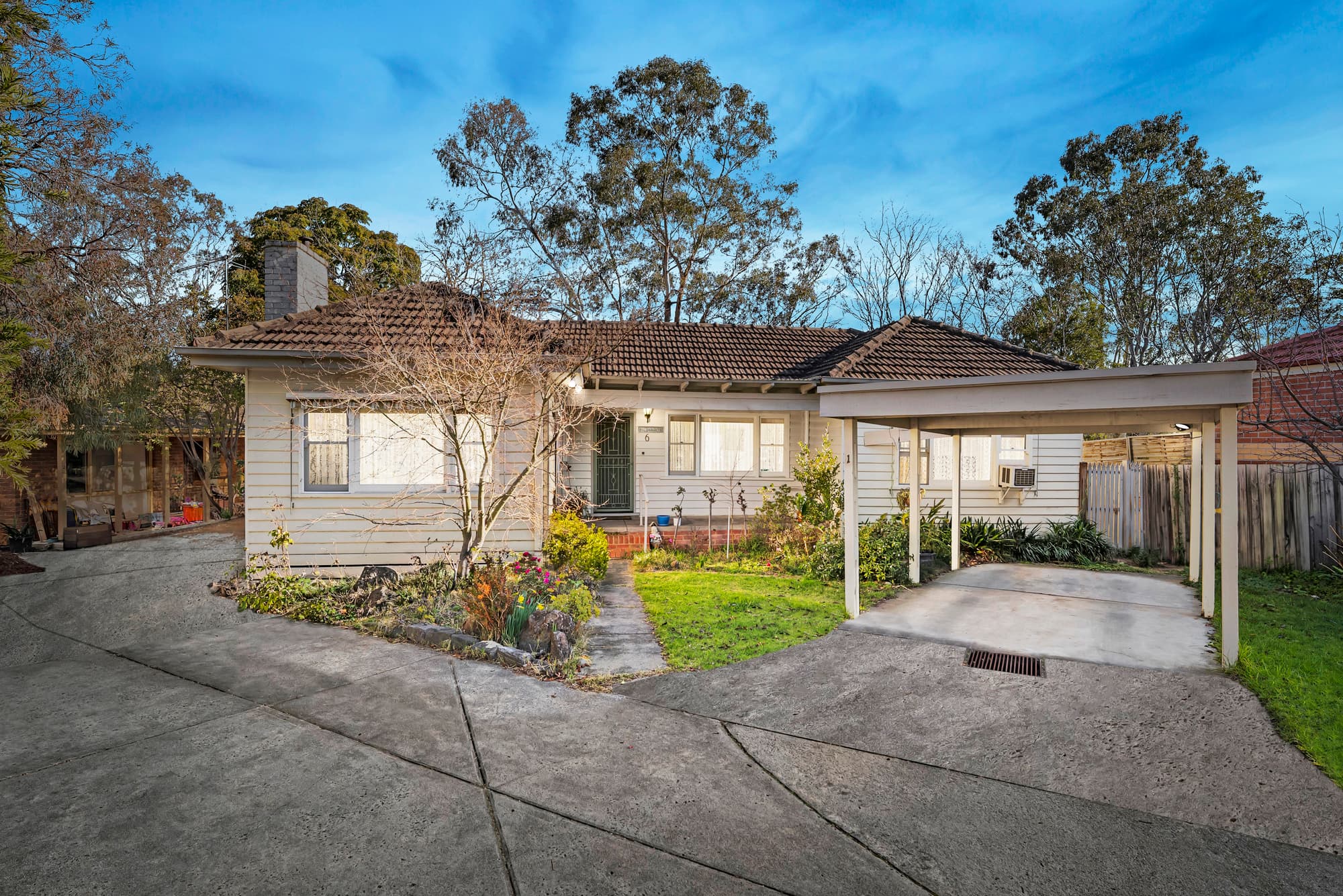 1/6 Janda Court, Box Hill North - Image 1