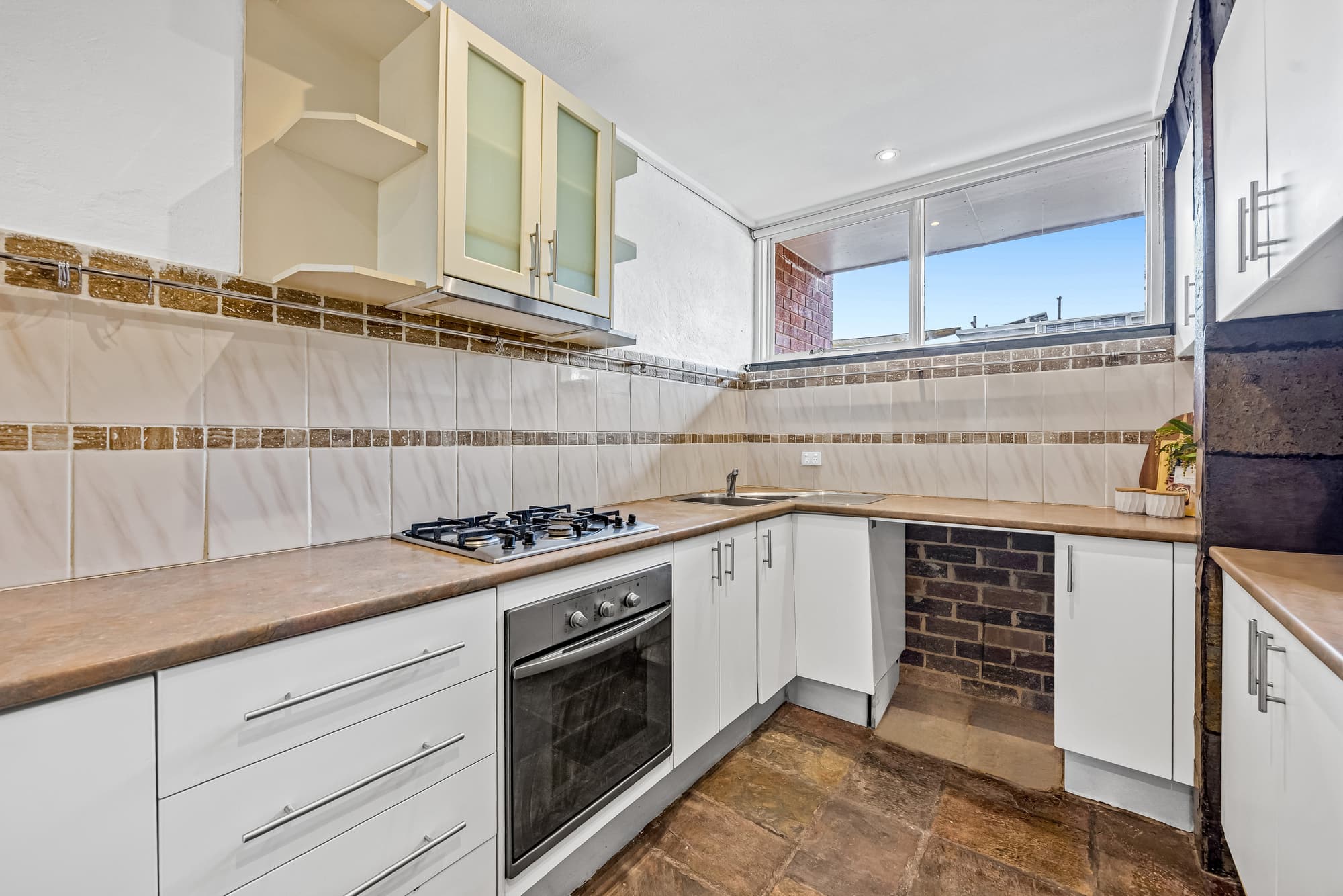 2/28-36 James Street, Box Hill - Thumbnail 6