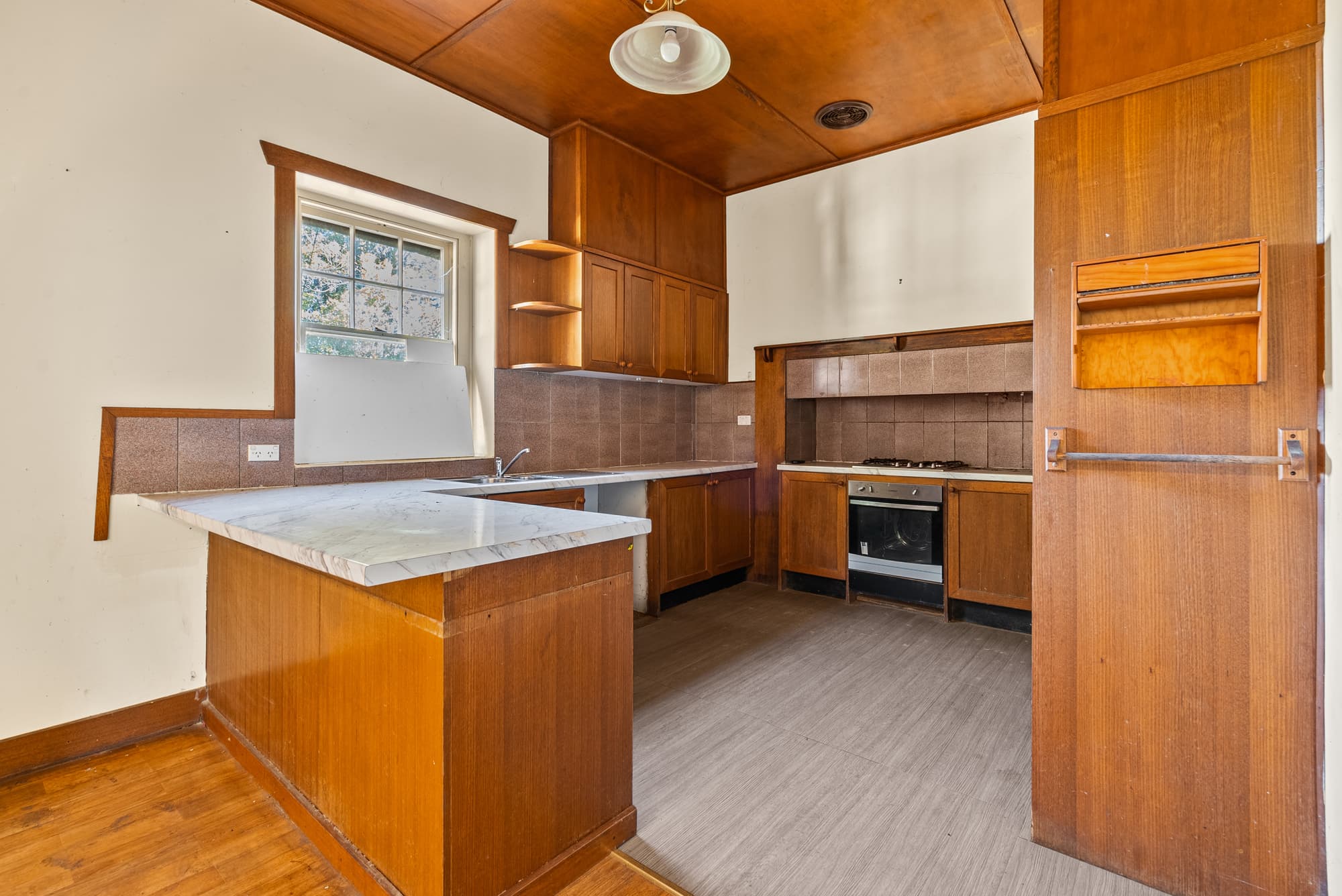 68 Albion Road, Box Hill - Thumbnail 5