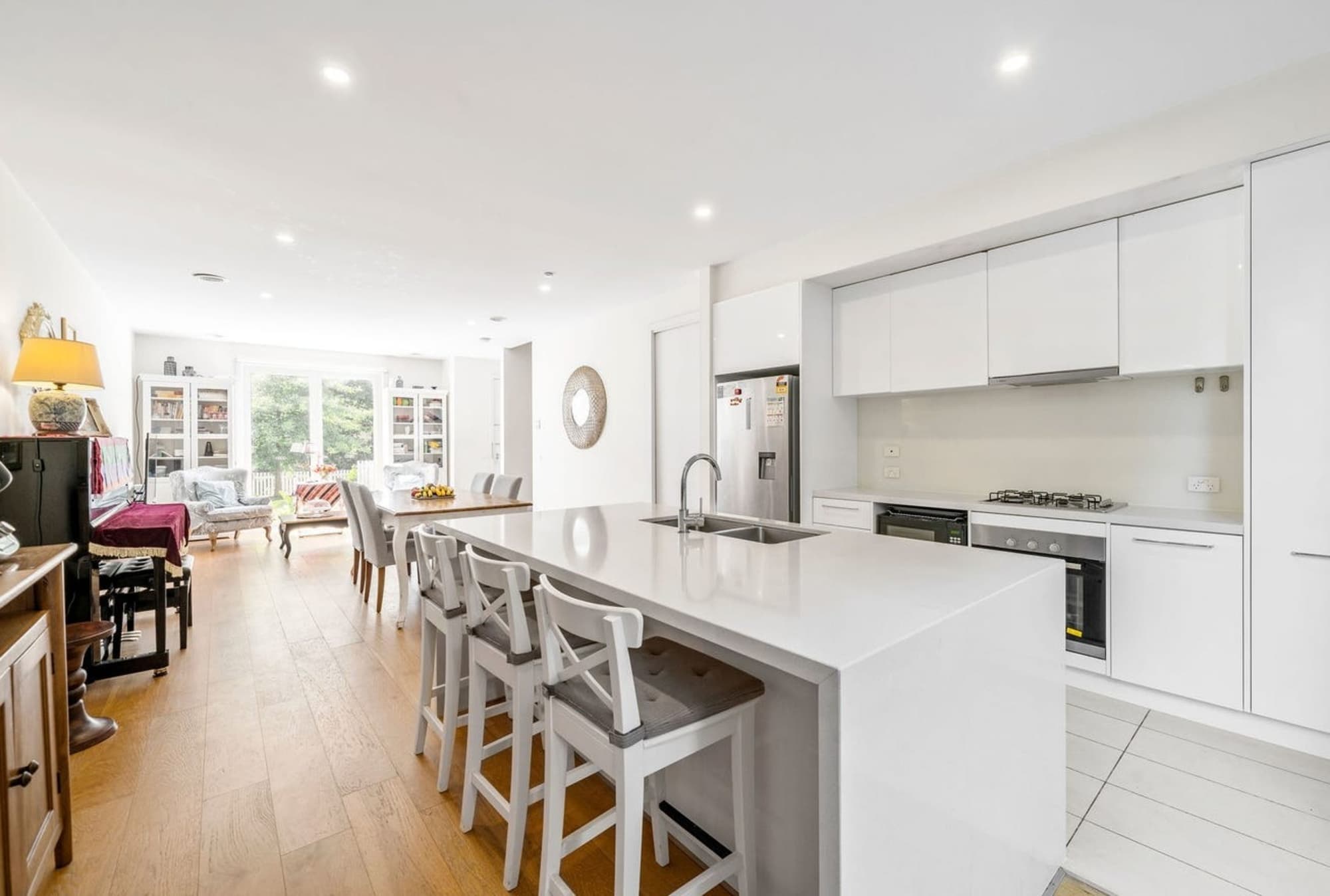 28 Rialton Avenue, Blackburn North - Thumbnail 4