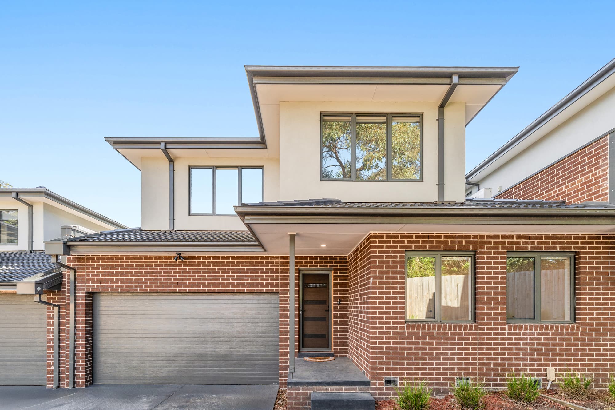 2/3A Forster Street, Mitcham - Image 1