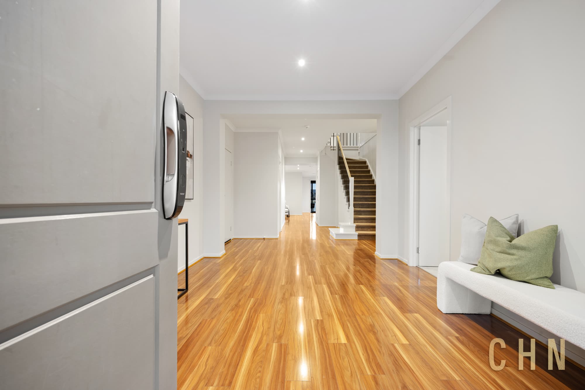 25 Spraypoint Drive, Sanctuary Lakes - Thumbnail 2