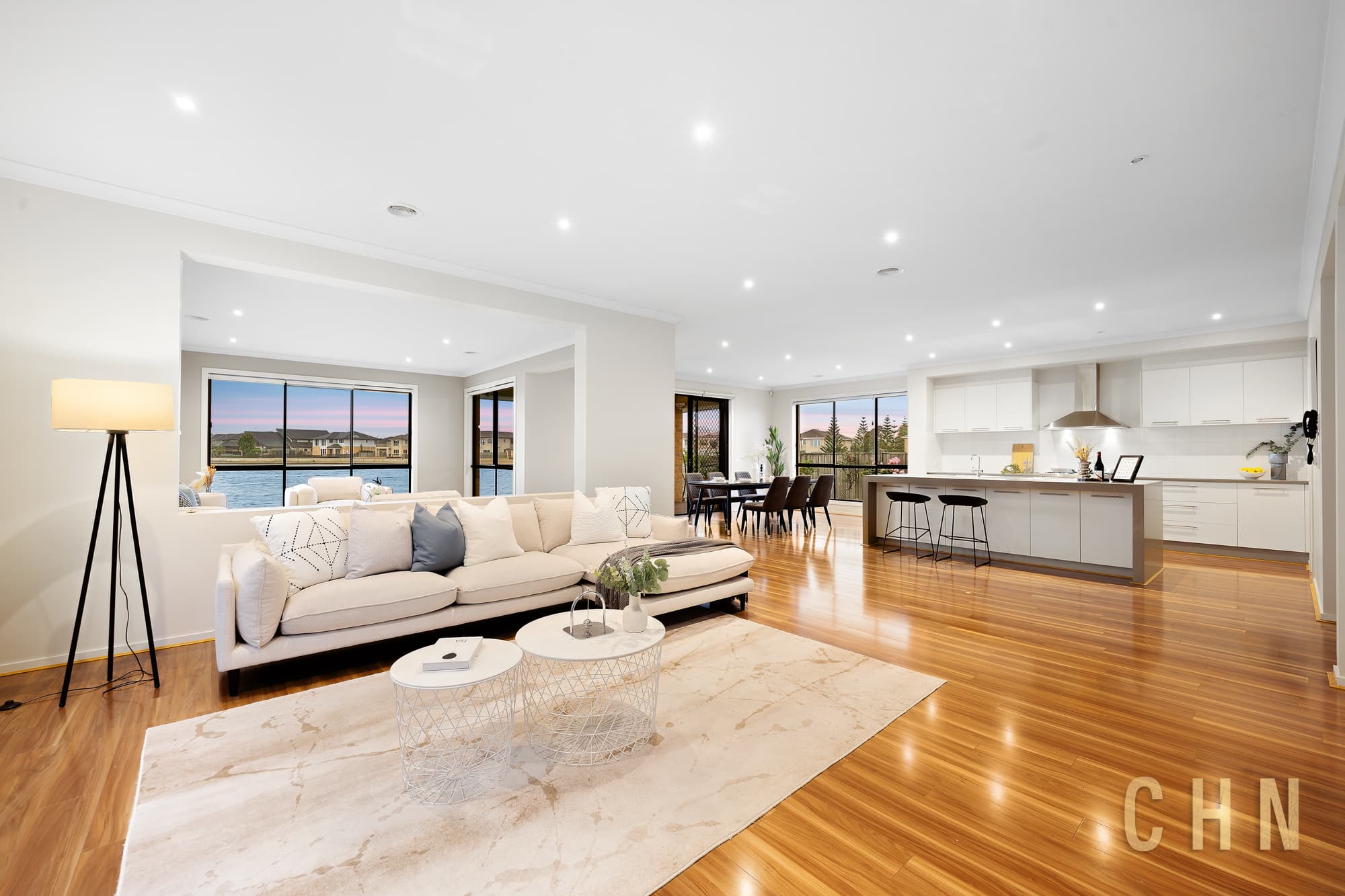 25 Spraypoint Drive, Sanctuary Lakes - Thumbnail 4