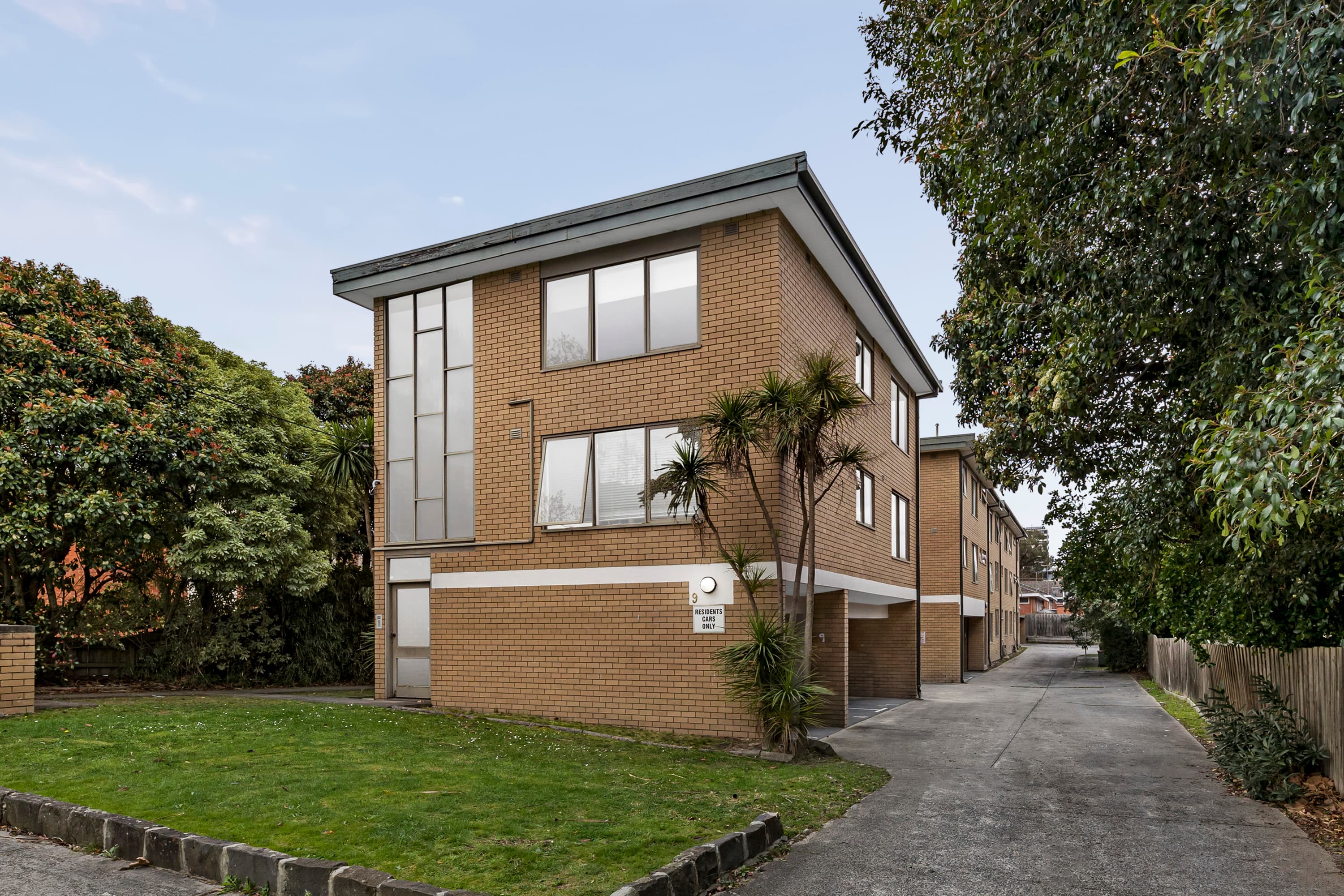 11/9 Albion Road, Box Hill - Thumbnail 2