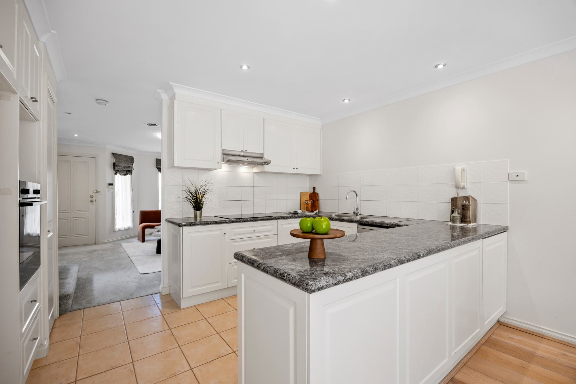 2/405-409 Manningham Road, Doncaster - Thumbnail 5