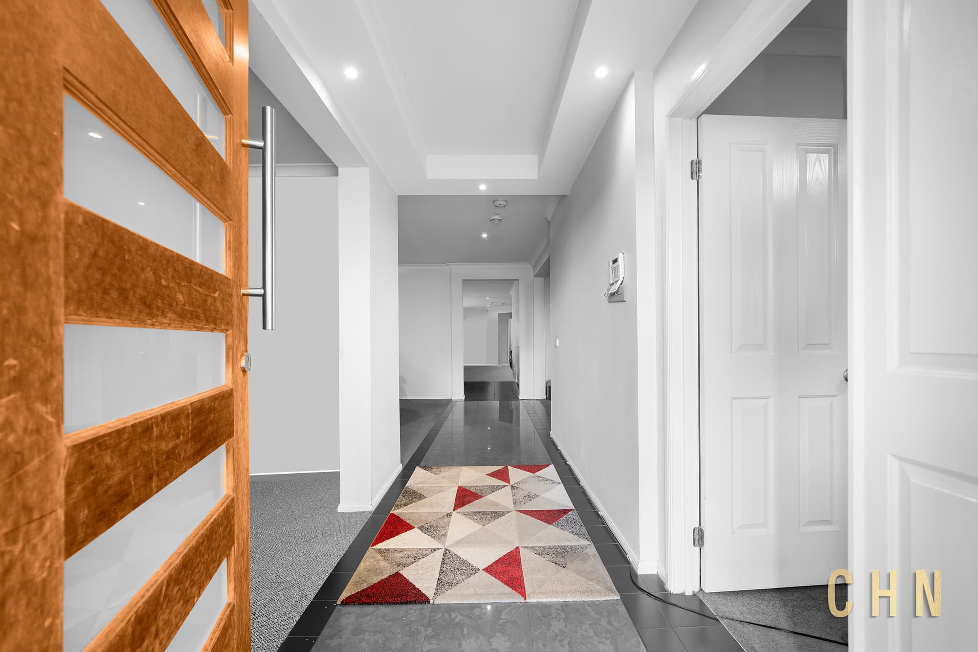 48 Scenic Drive, Sanctuary Lakes - Thumbnail 2