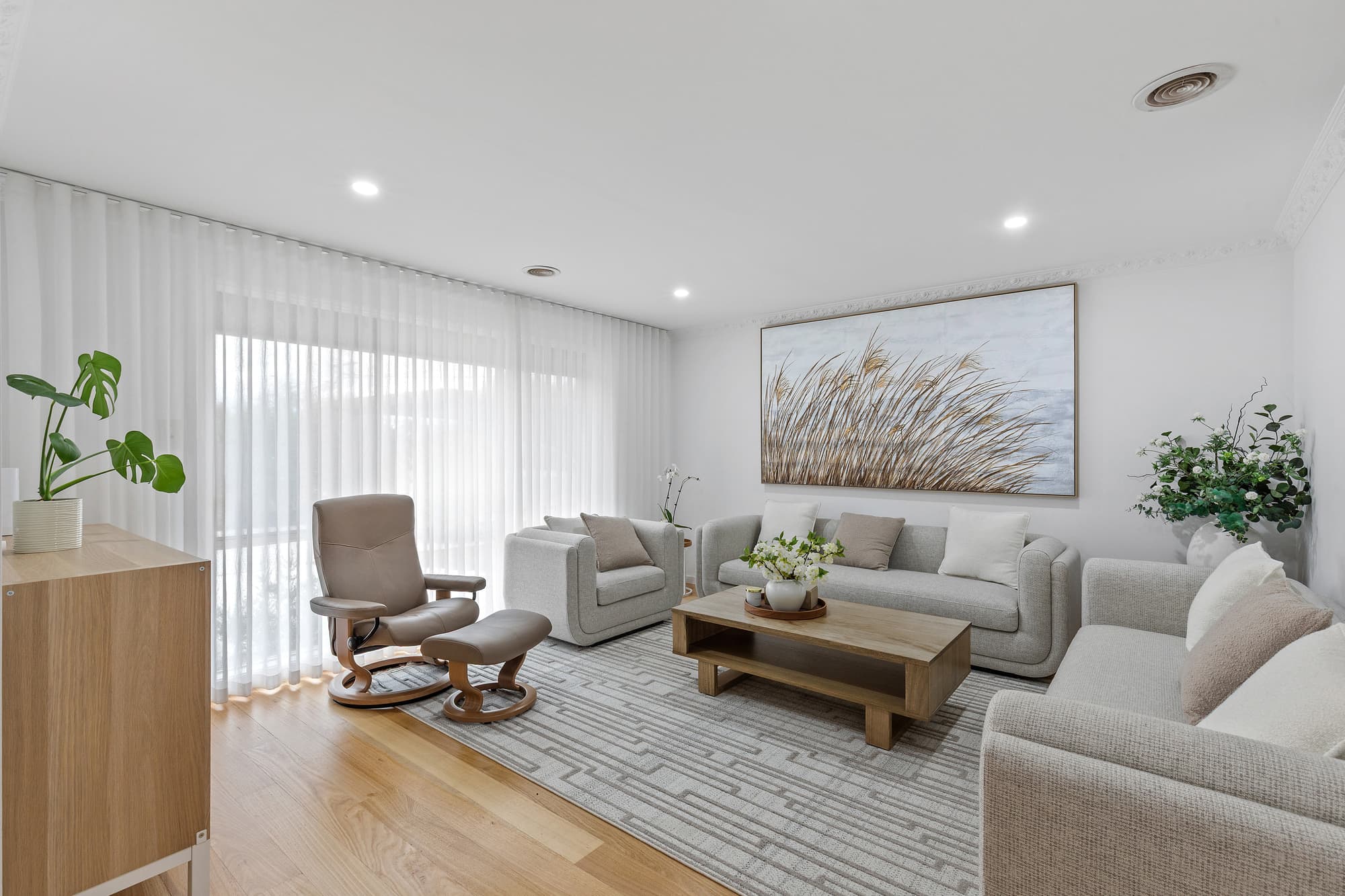 1 Taylors Road, Croydon - Thumbnail 2