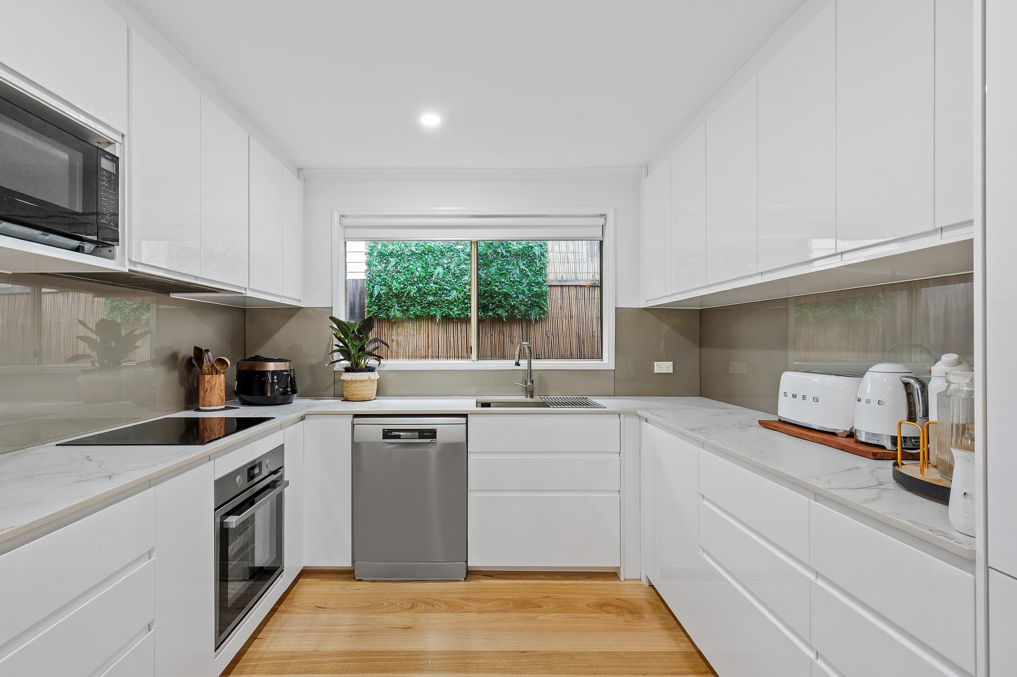 1 Taylors Road, Croydon - Thumbnail 3