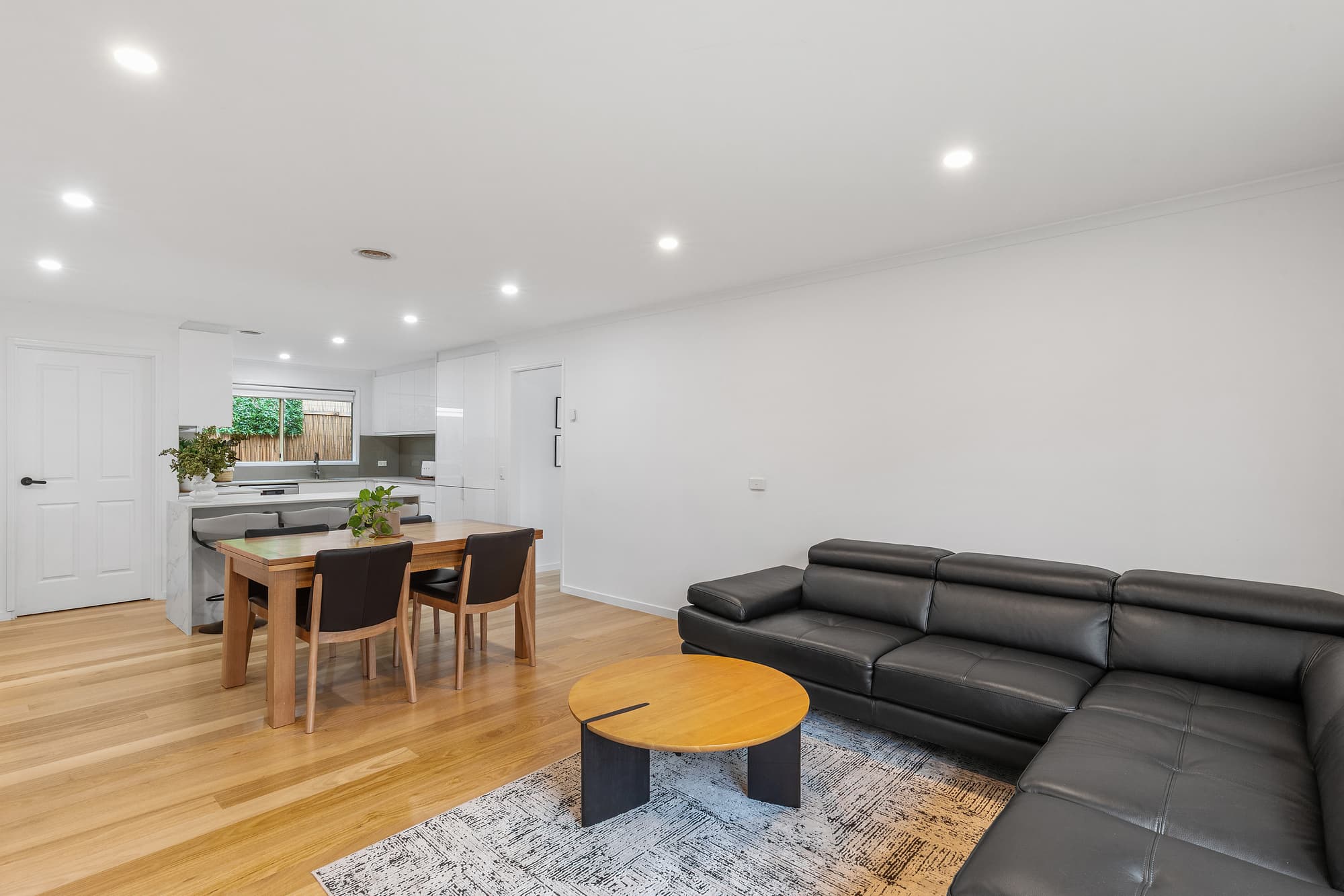 1 Taylors Road, Croydon - Thumbnail 7