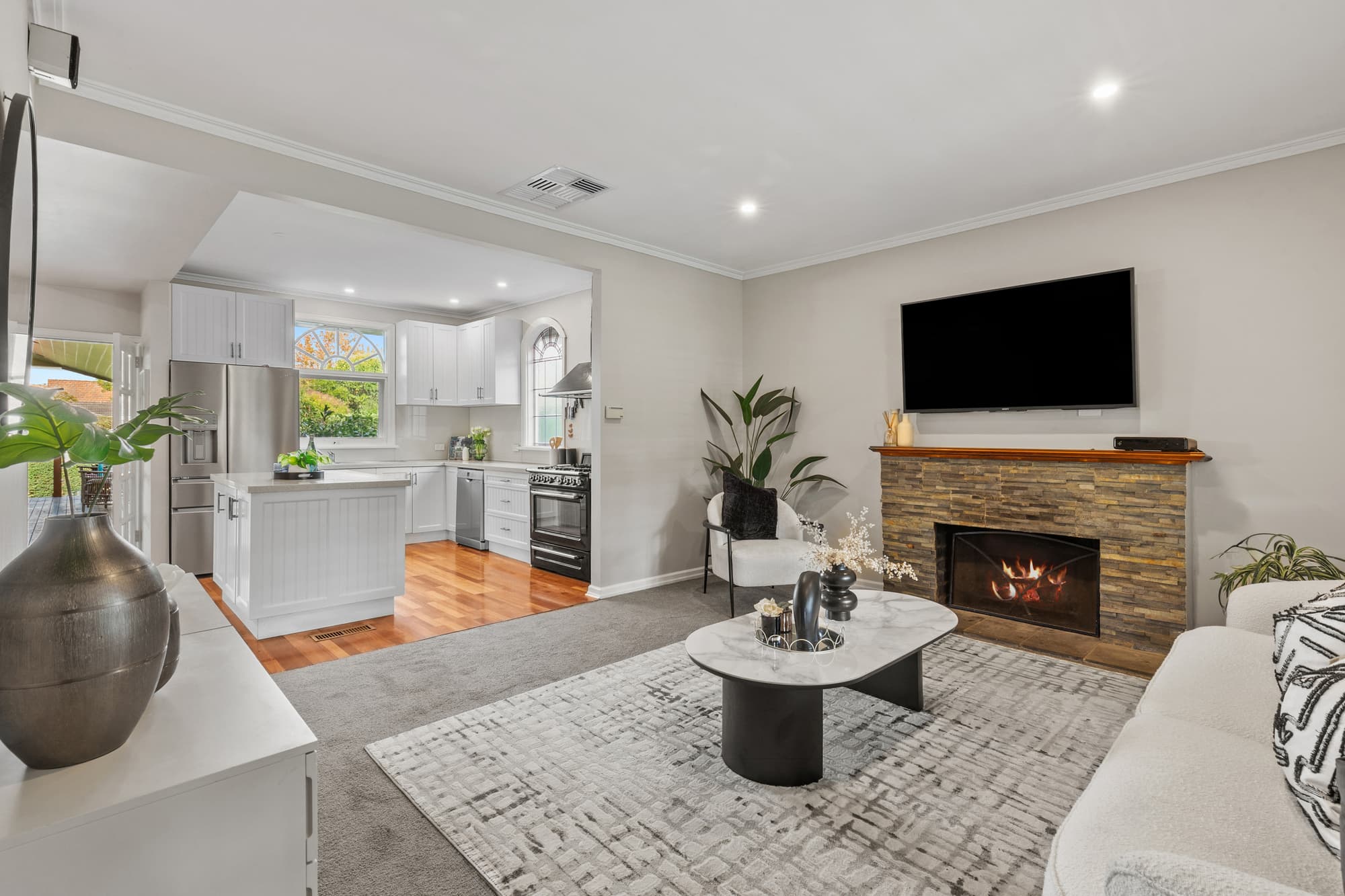48 Springfield Road, Box Hill North - Thumbnail 3
