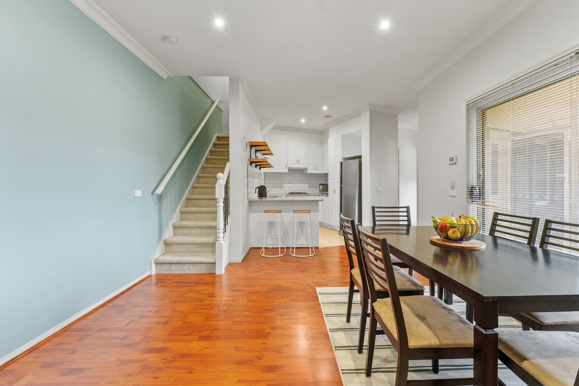 8/1 Mckelvie Court, Glen Waverley - Thumbnail 3