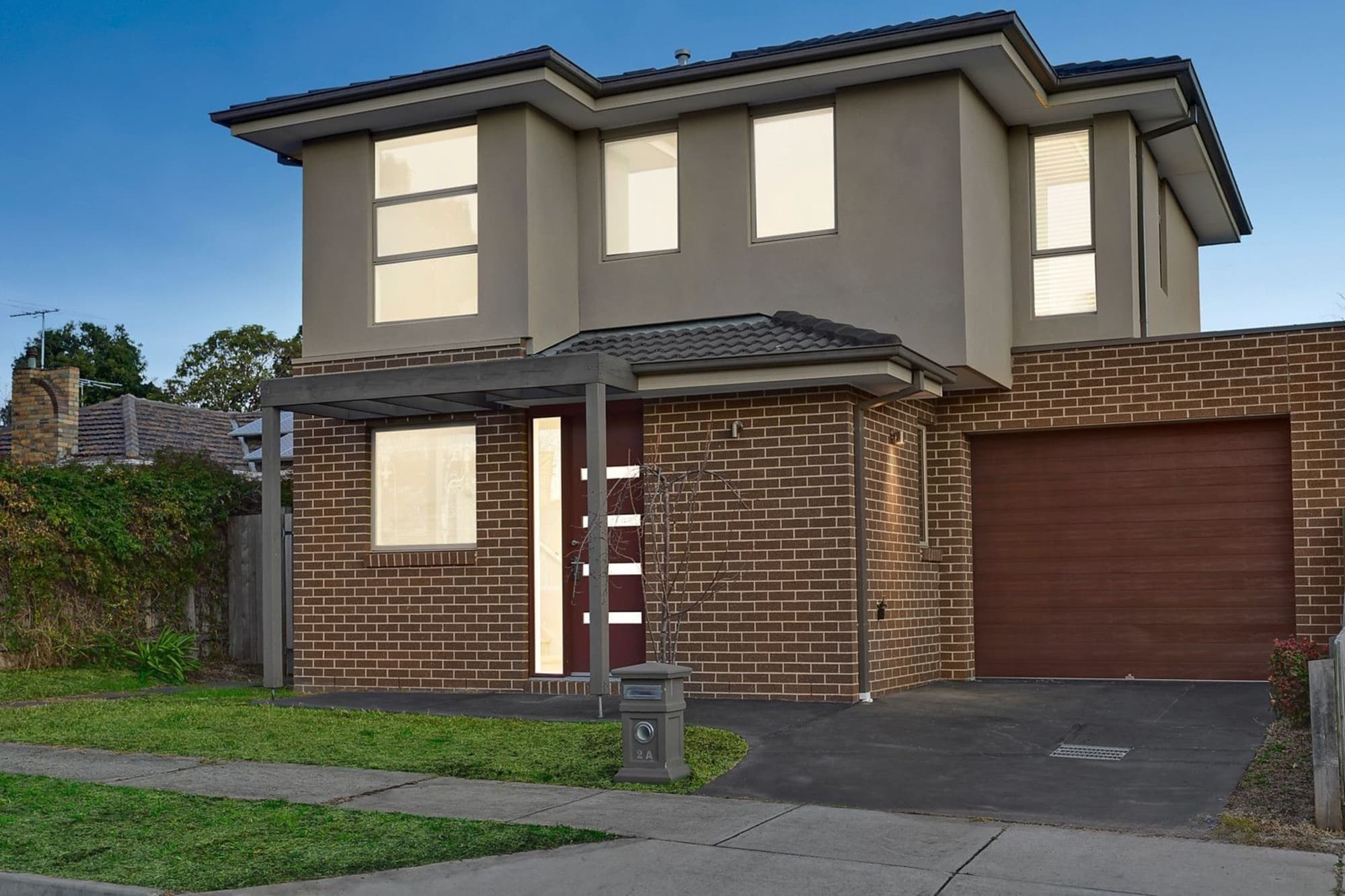 2A Clifford Court, Forest Hill - Image 1