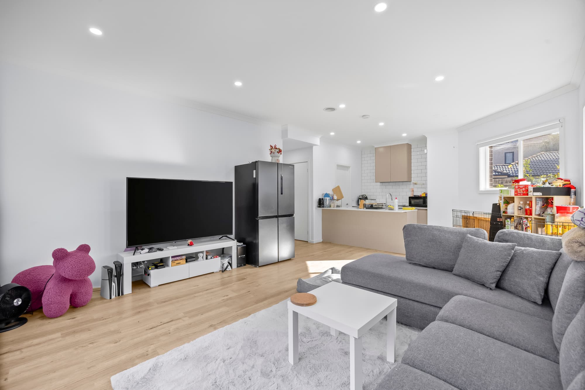 1/35 Folkestone Road, Glen Waverley - Thumbnail 3