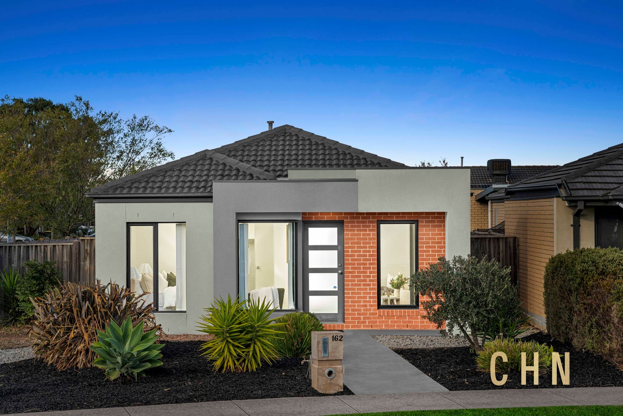 162 Saltwater Promenade, Point Cook - Image 1