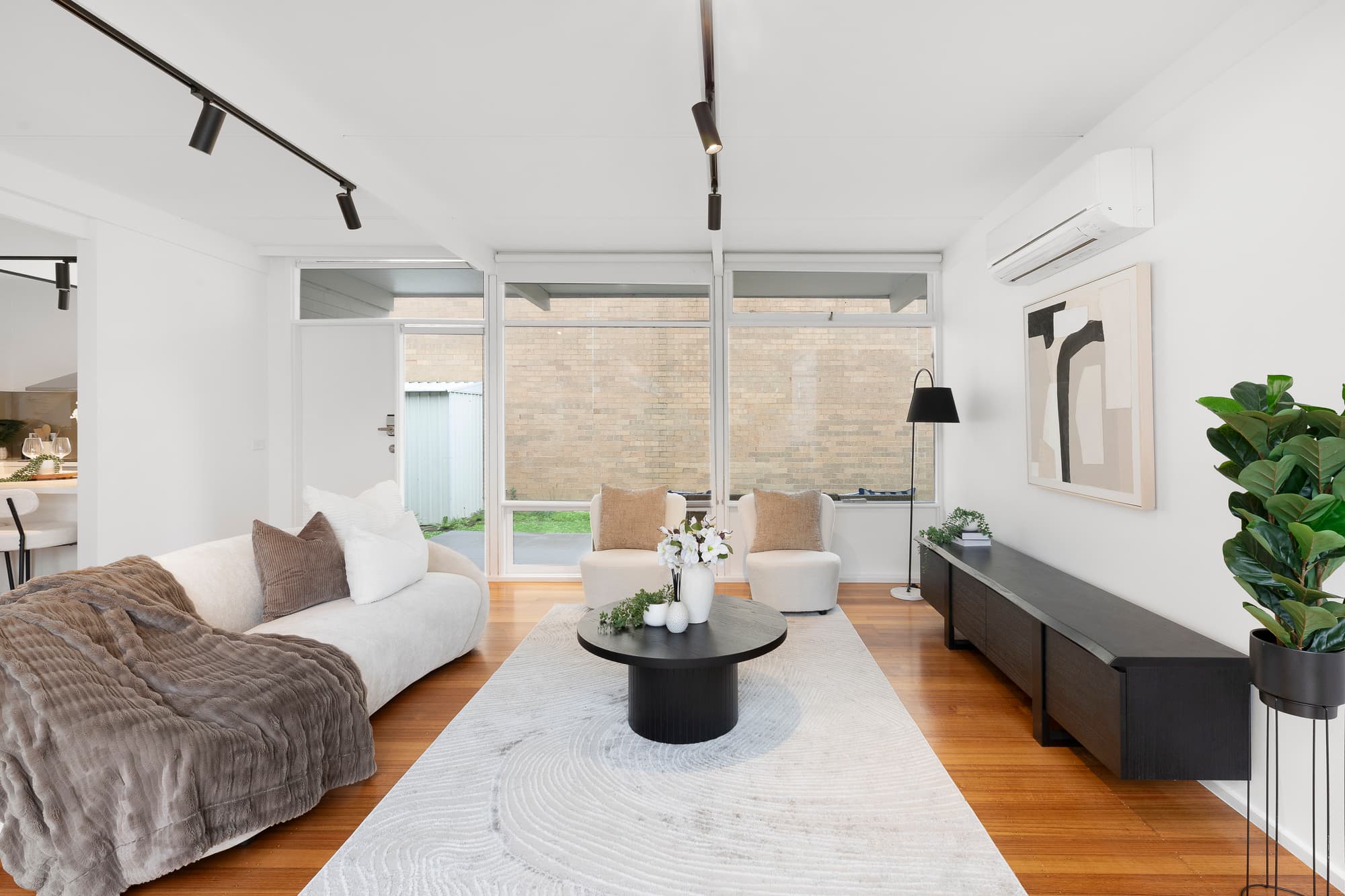 65 Esdale Street, Nunawading - Thumbnail 2