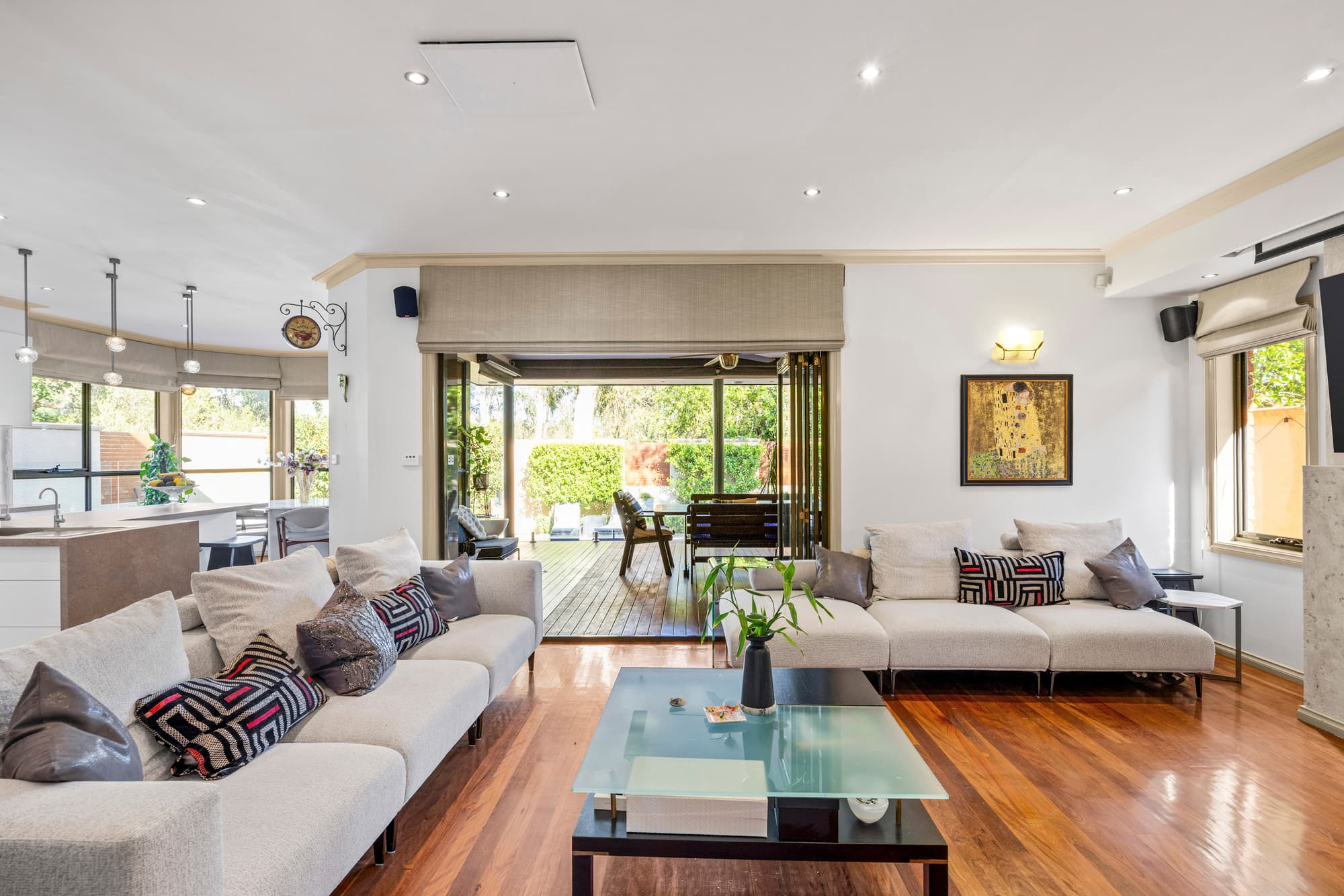 64 Aldinga Street, Blackburn South - Thumbnail 2