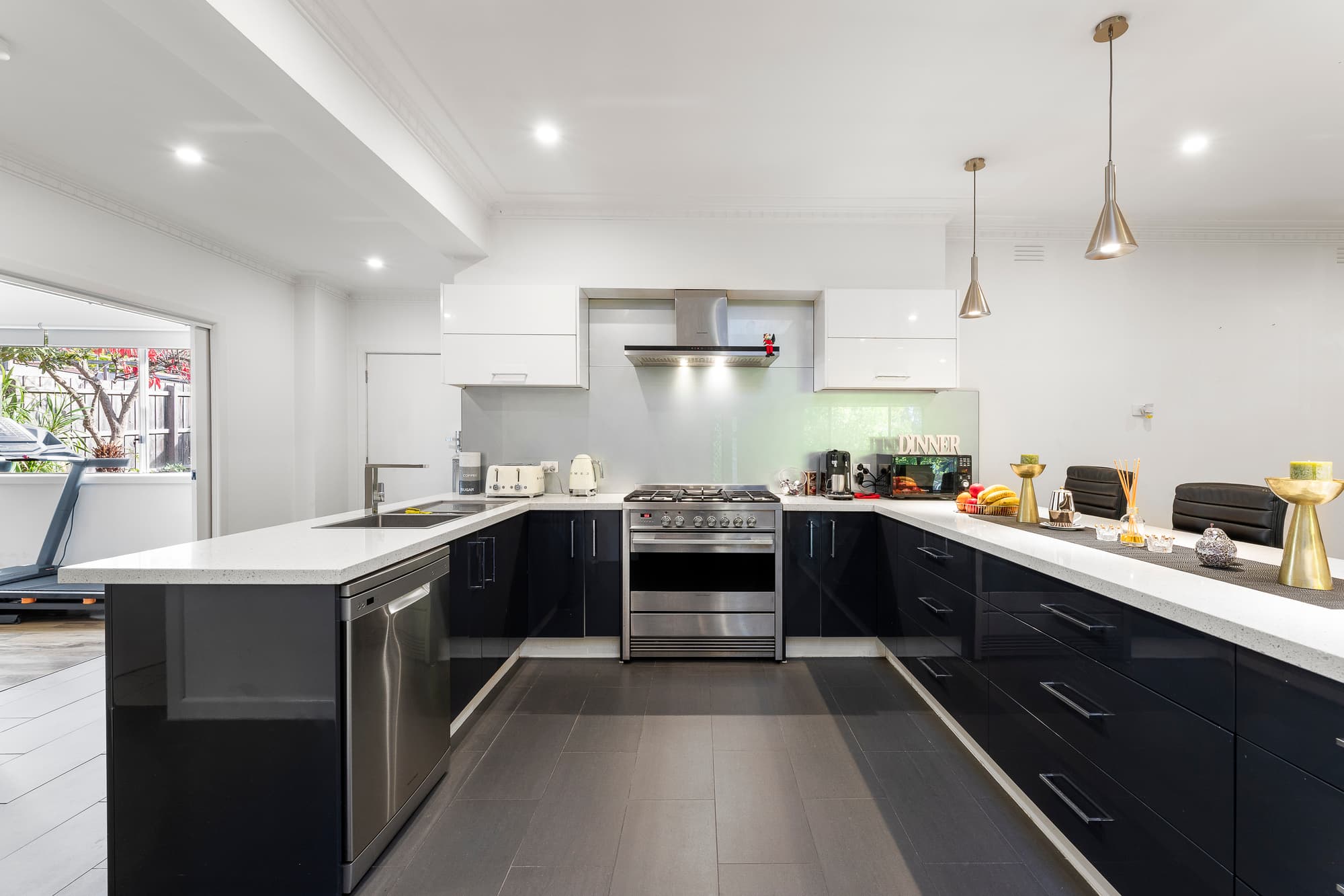 12 Percy Street, Mitcham - Thumbnail 5