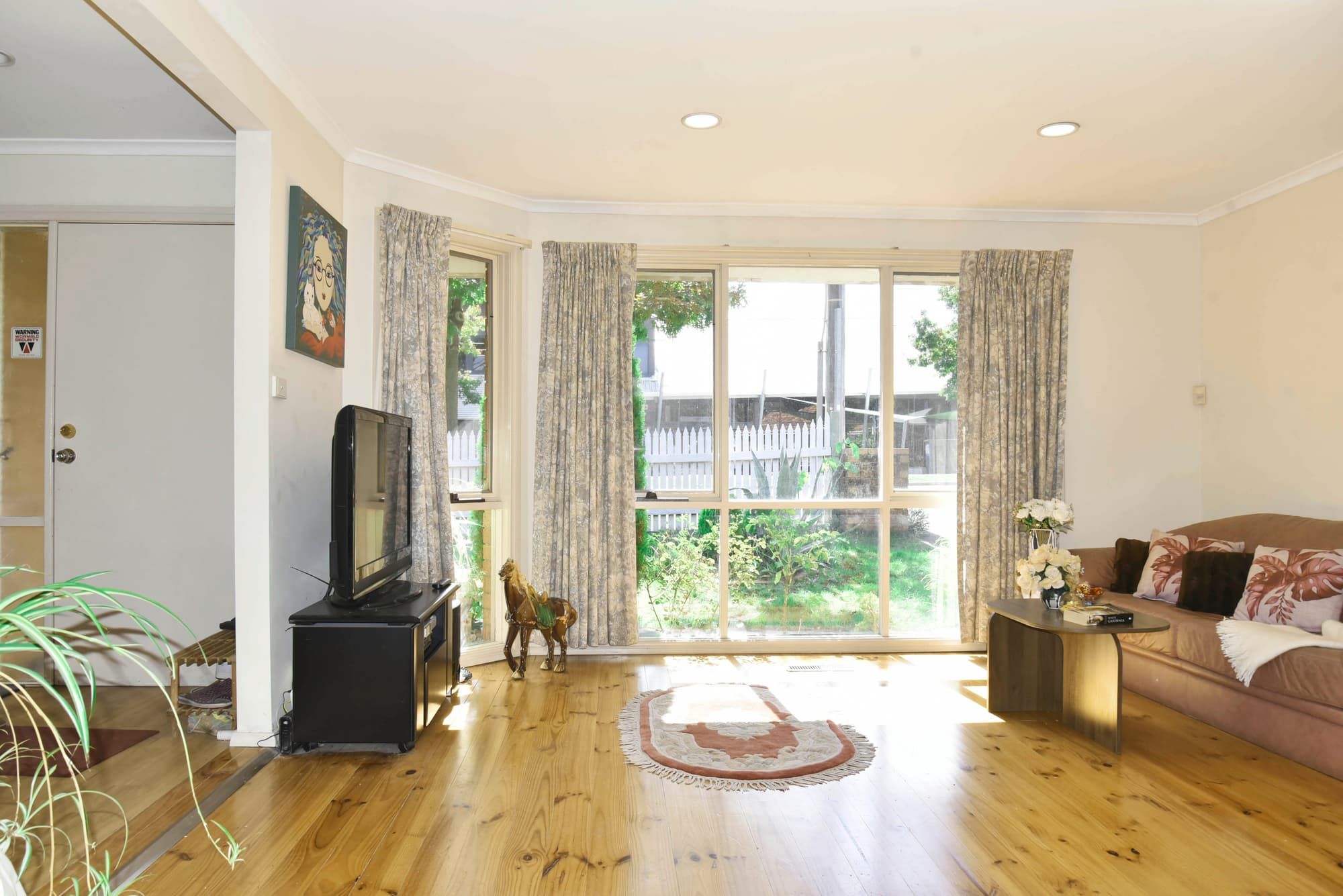 1/4 Springfield Road, Blackburn - Thumbnail 2