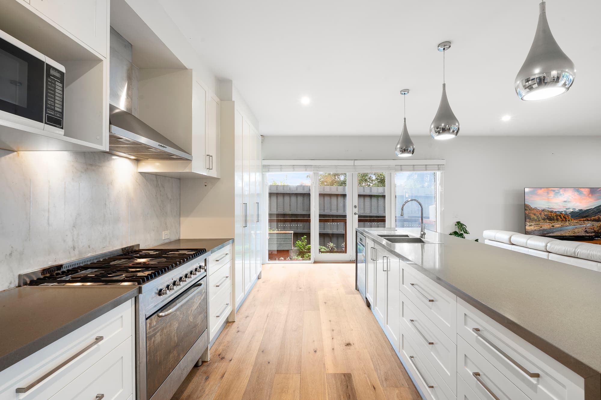 Unit 2/90 George Street, Doncaster East - Thumbnail 6